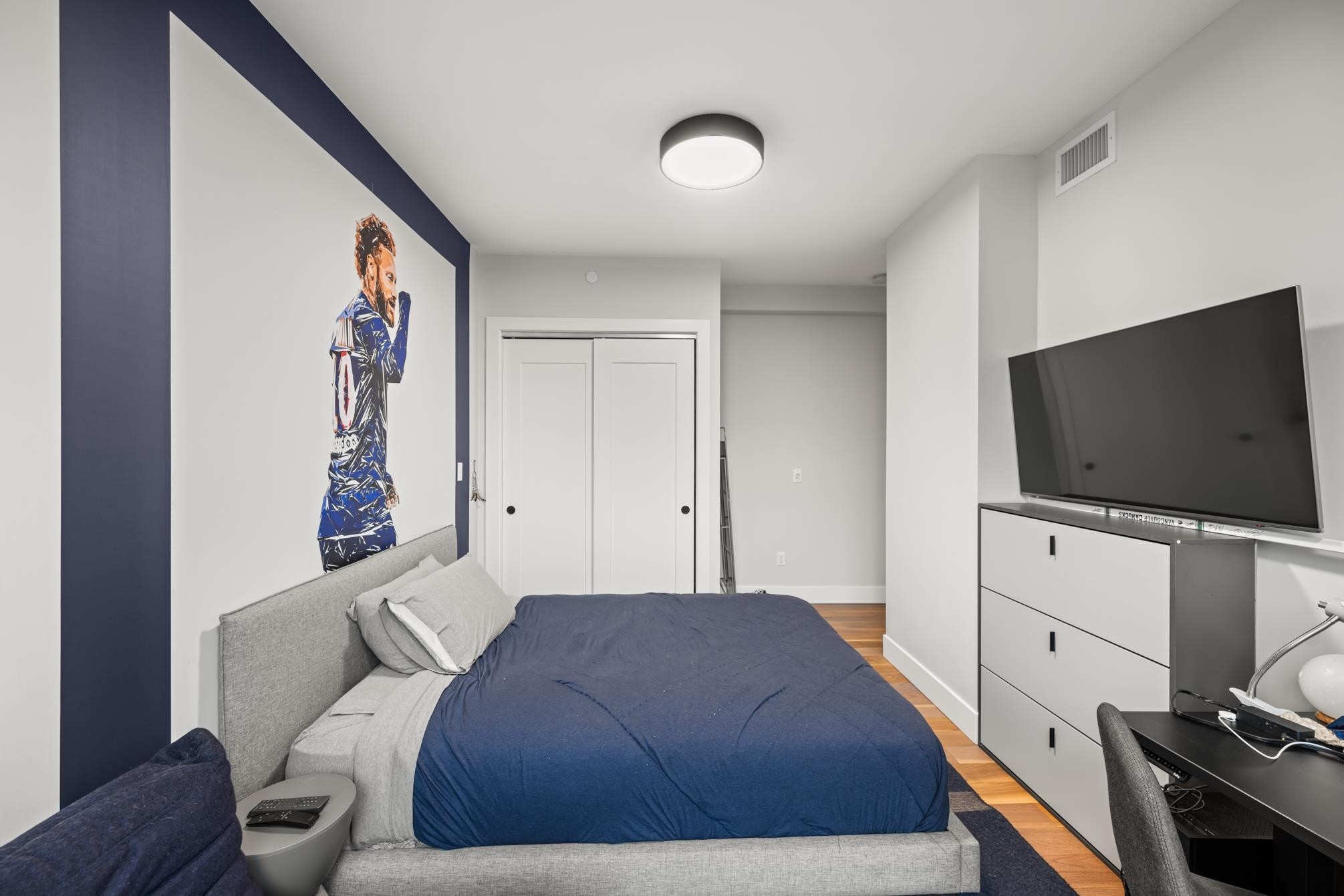 401-2687 Maple Street, Vancouver, BC