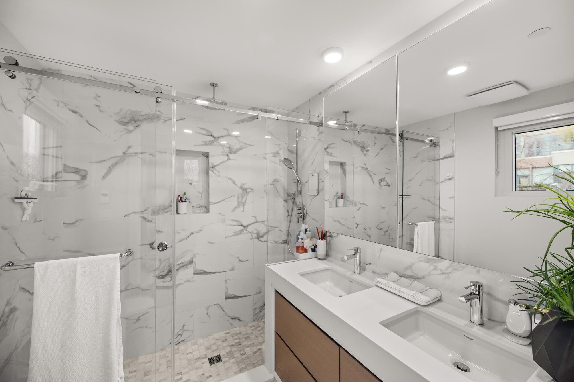 401-2687 Maple Street, Vancouver, BC