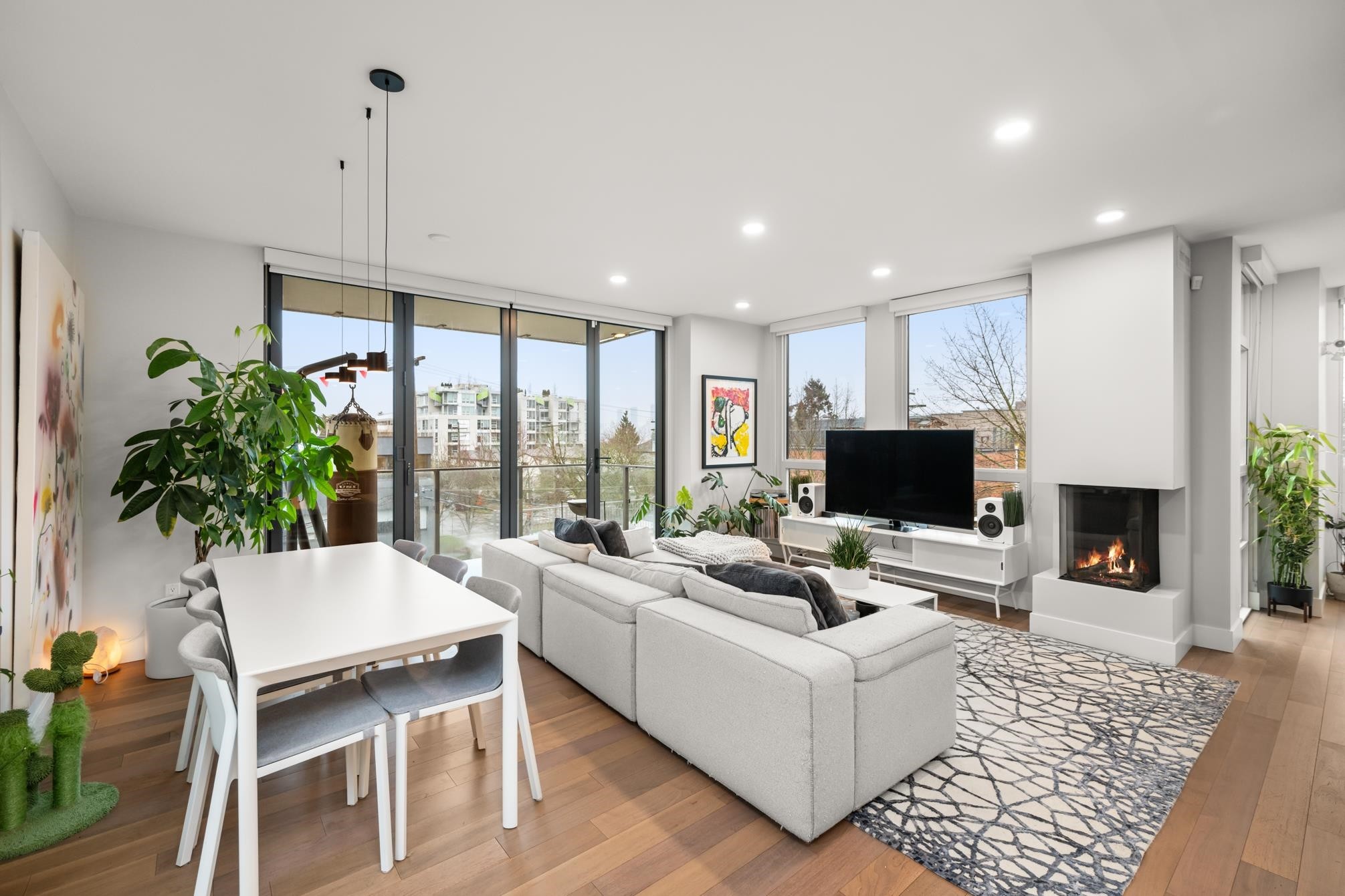 401-2687 Maple Street, Vancouver, BC