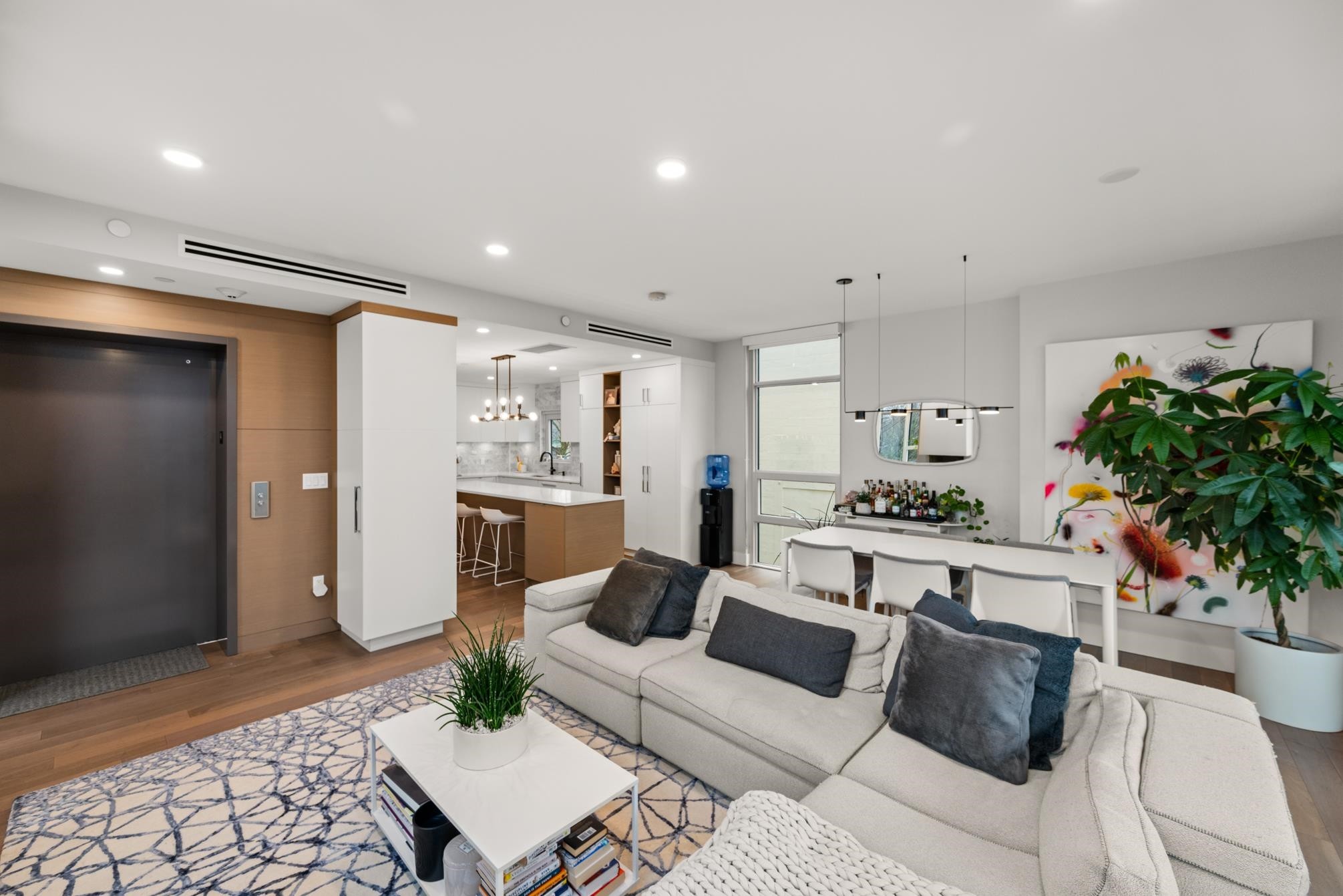 401-2687 Maple Street, Vancouver, BC