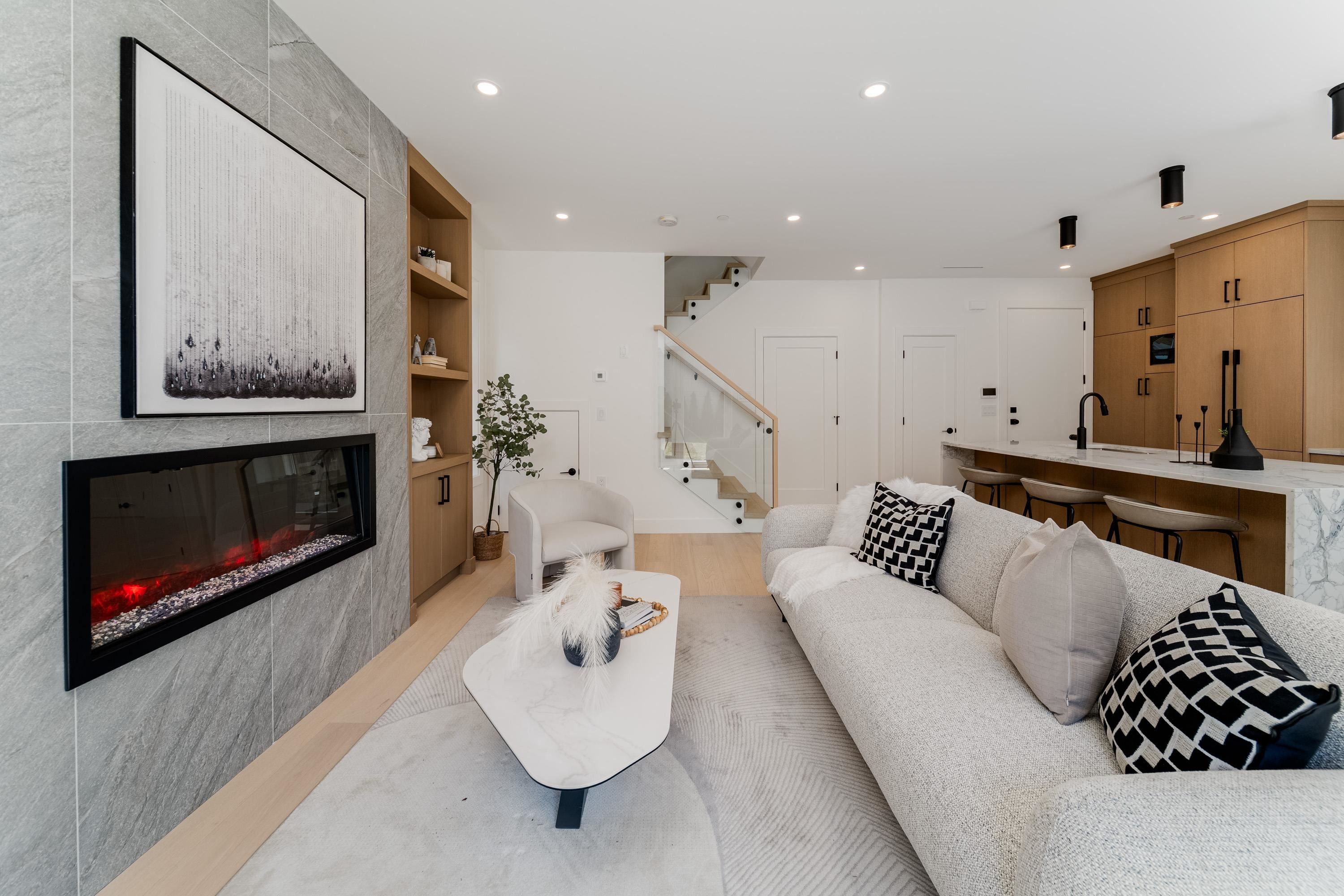 968 17Th Avenue W, Vancouver, BC