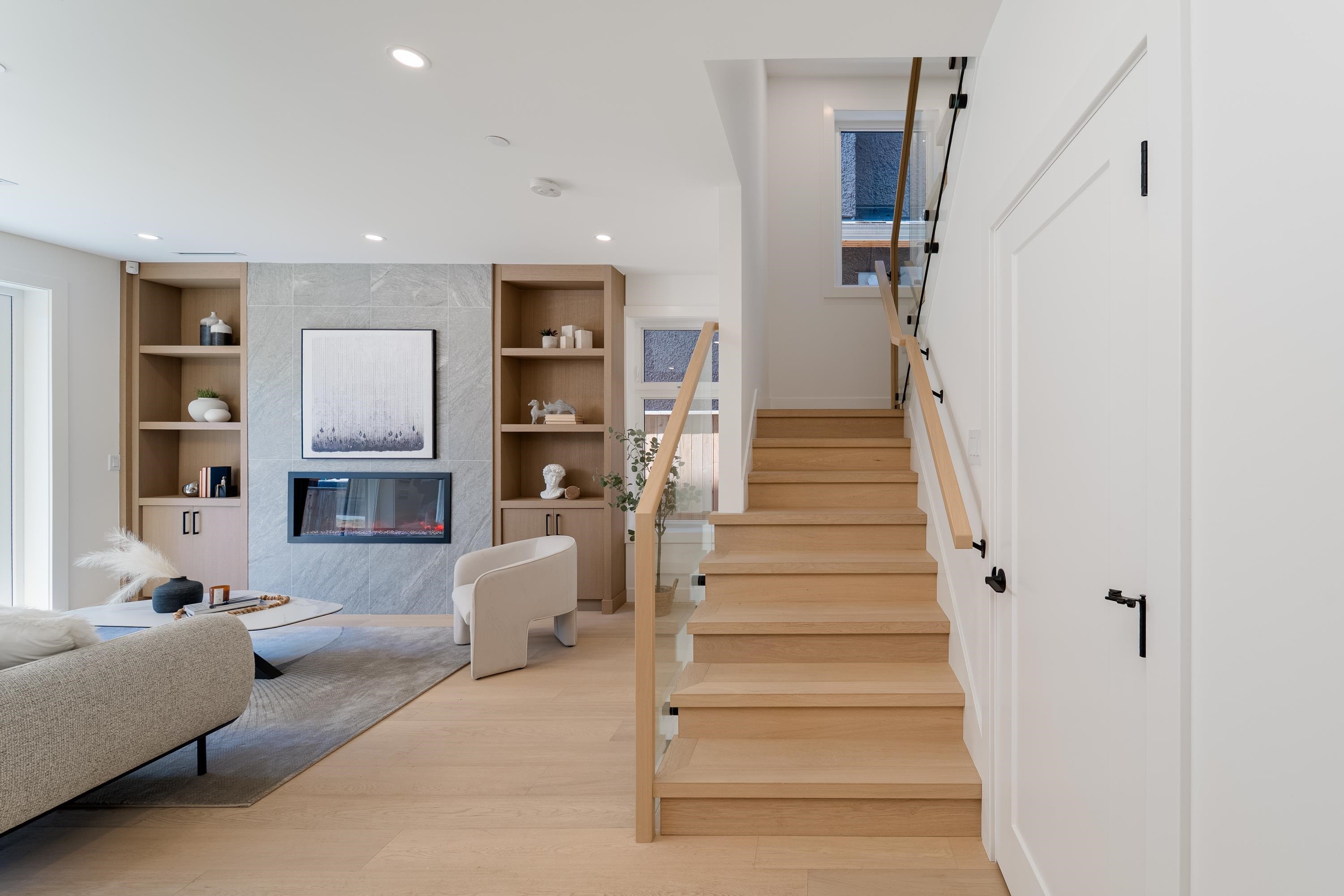 968 17Th Avenue W, Vancouver, BC