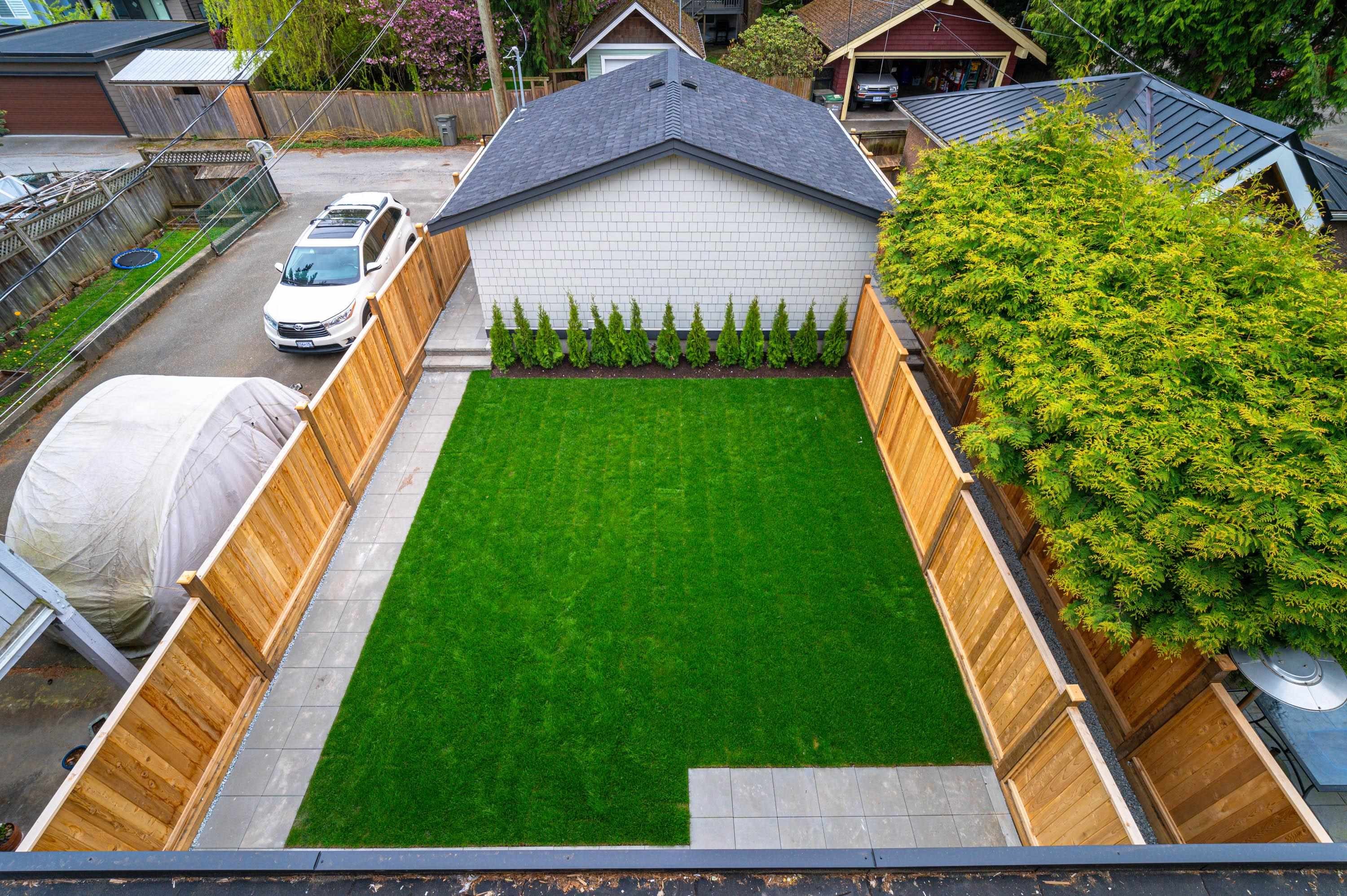 968 17Th Avenue W, Vancouver, BC