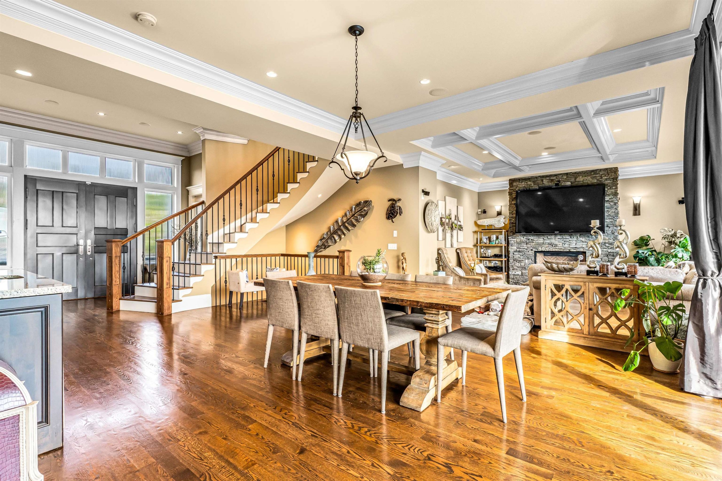 5290 Pandora Street, Burnaby, BC