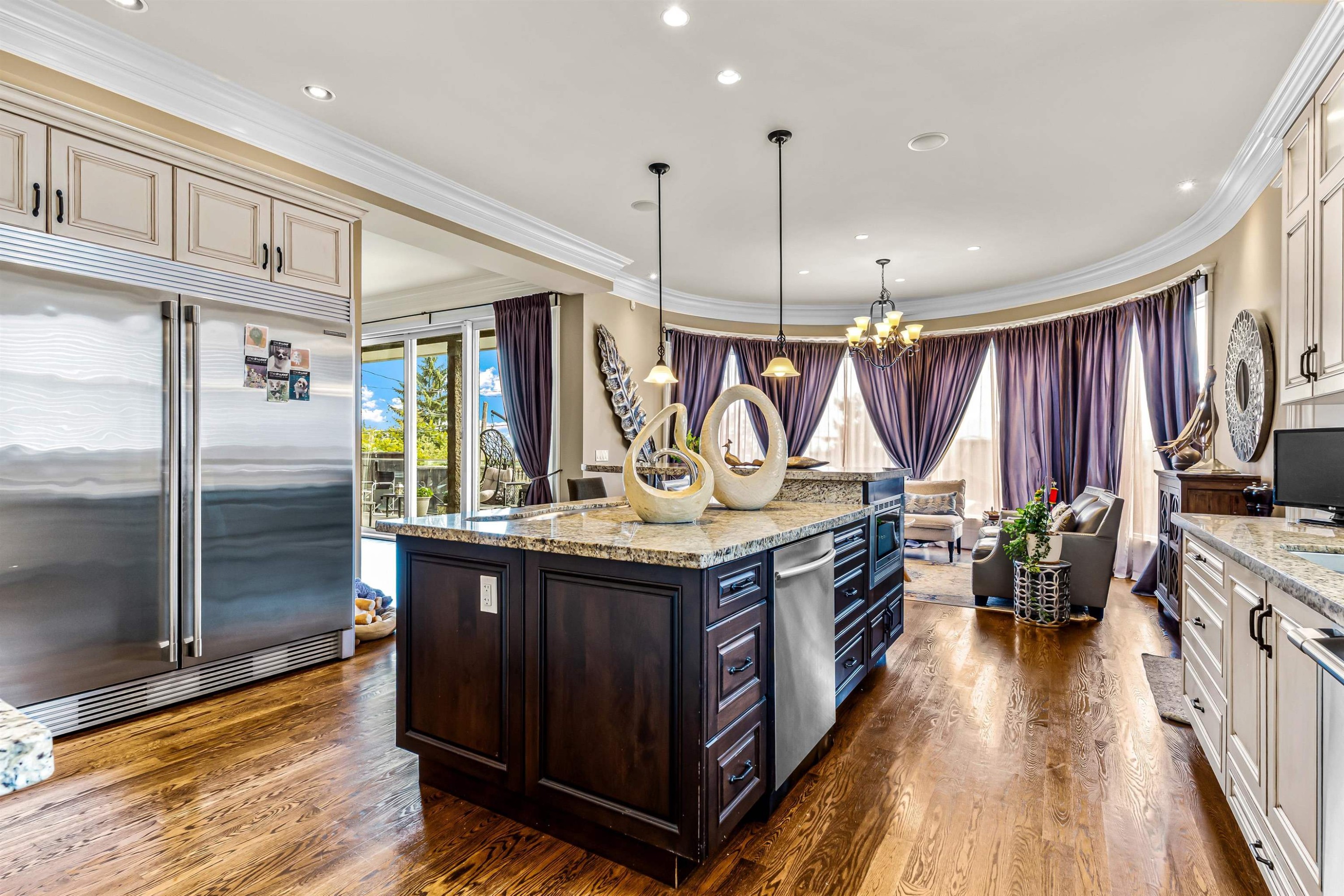 5290 Pandora Street, Burnaby, BC