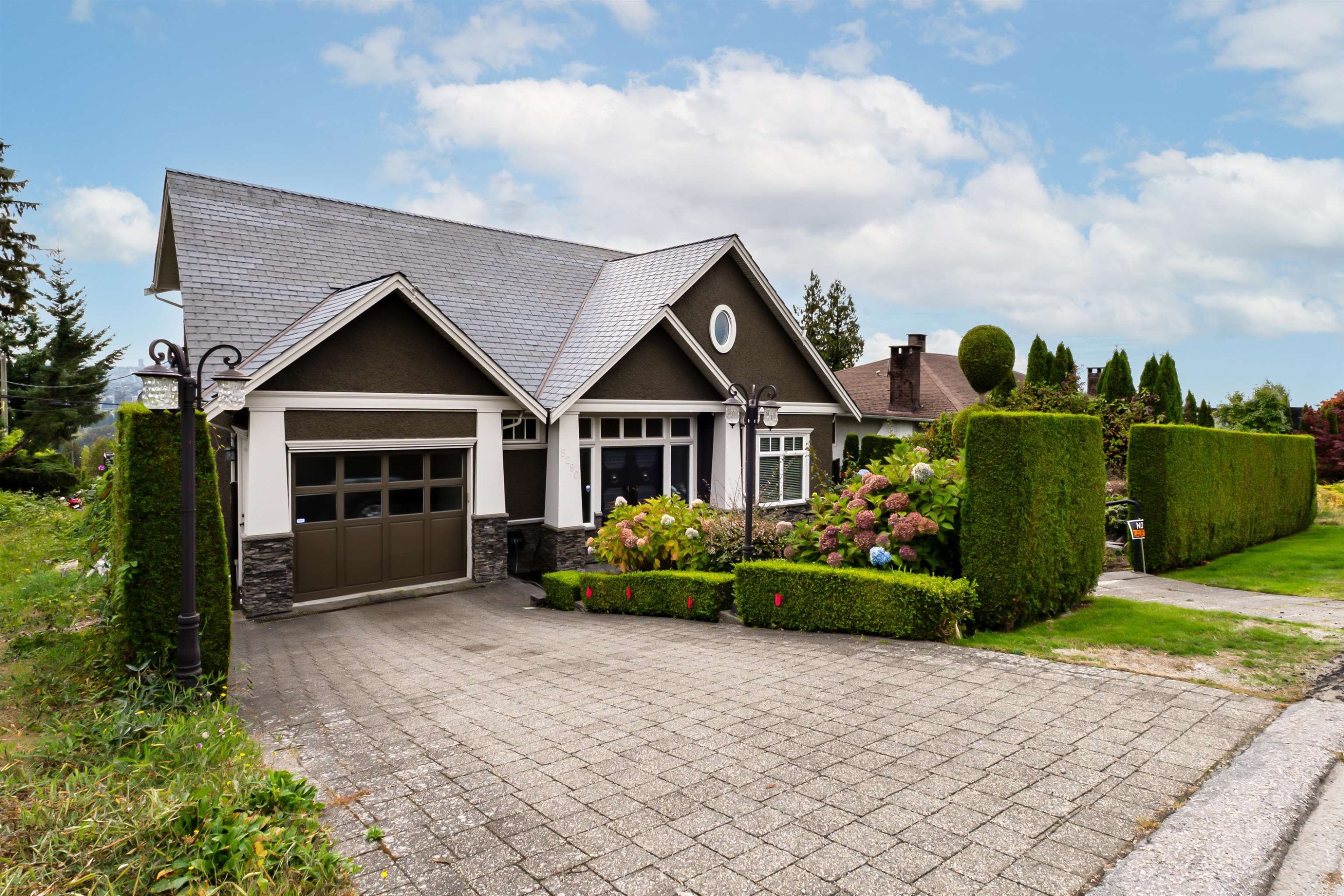 5290 Pandora Street, Burnaby, BC