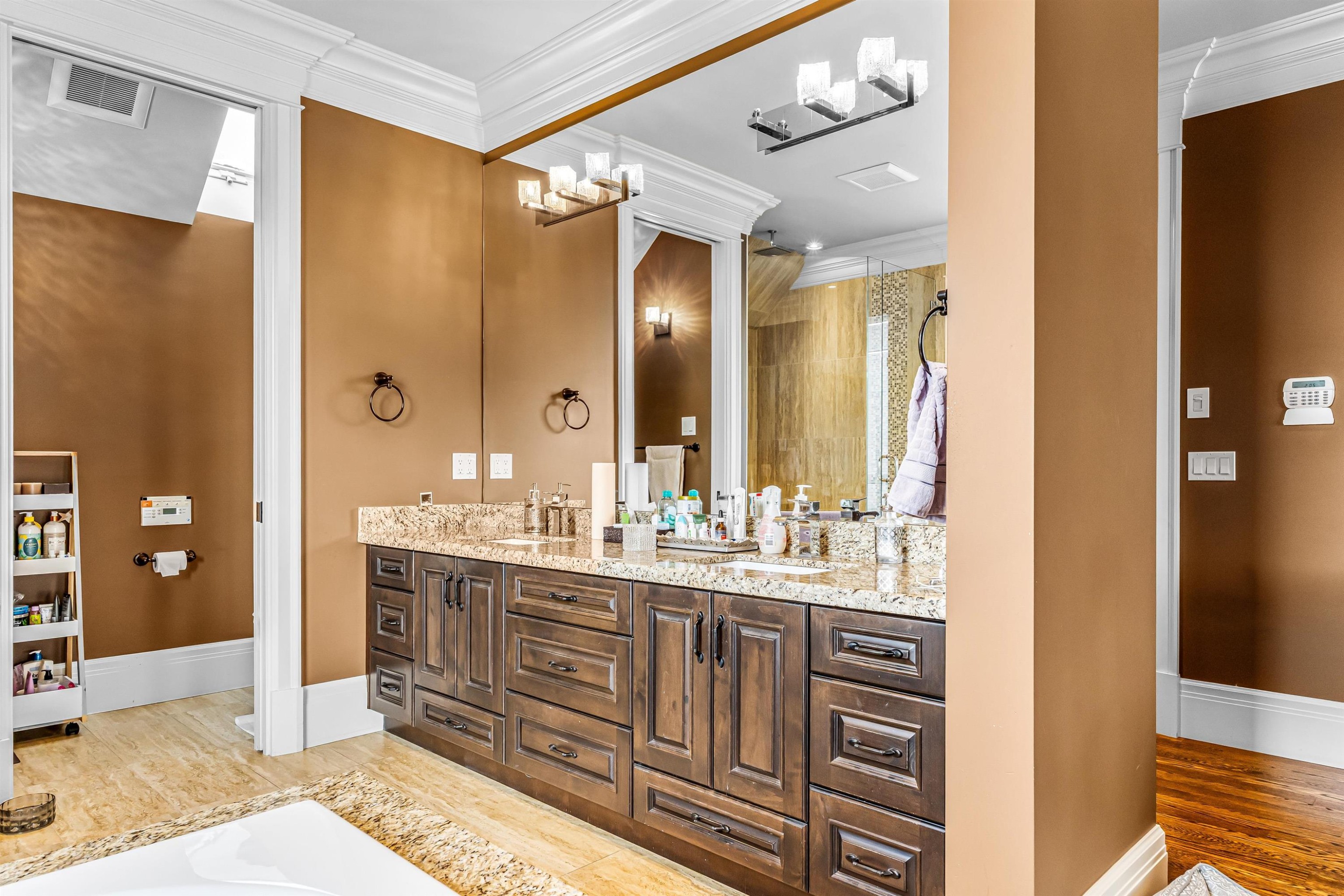 5290 Pandora Street, Burnaby, BC