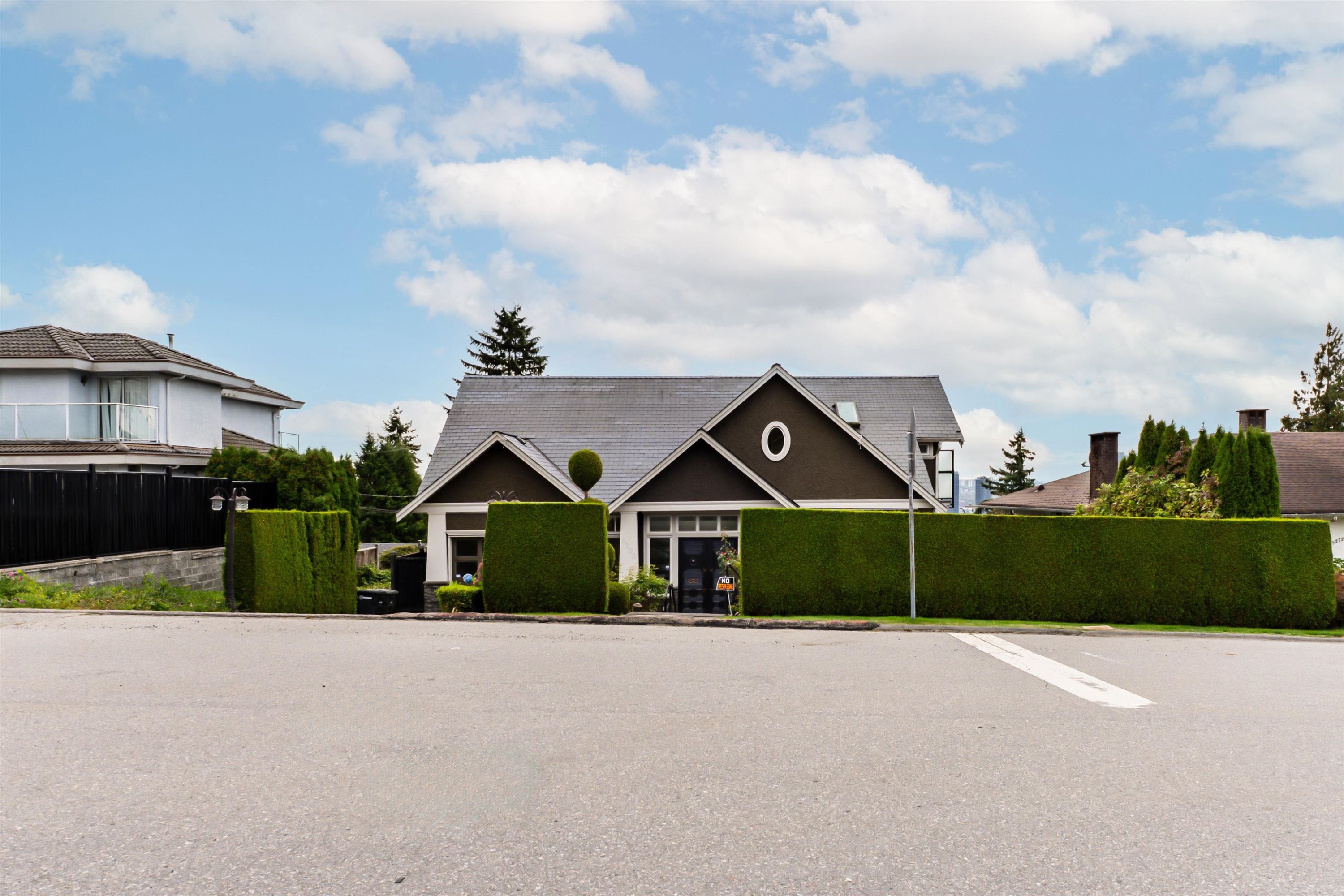 5290 Pandora Street, Burnaby, BC