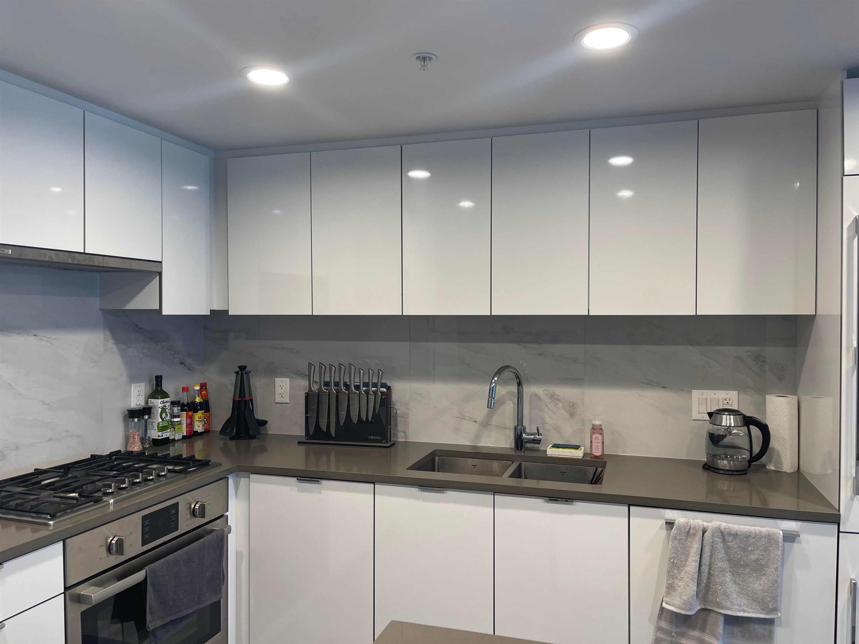 1502-3333 Brown Road, Richmond, BC