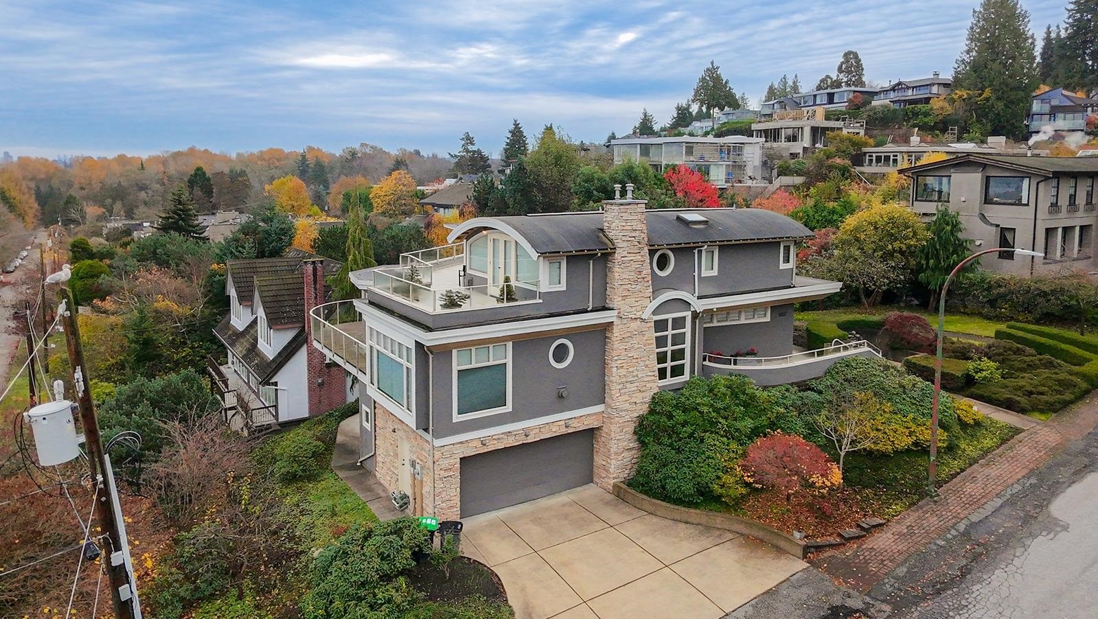 1822 Sasamat Street, Vancouver, BC