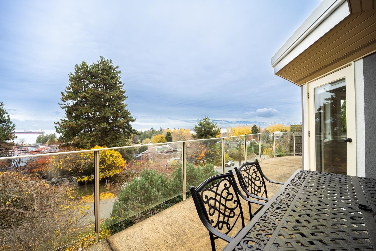 1822 Sasamat Street, Vancouver, BC