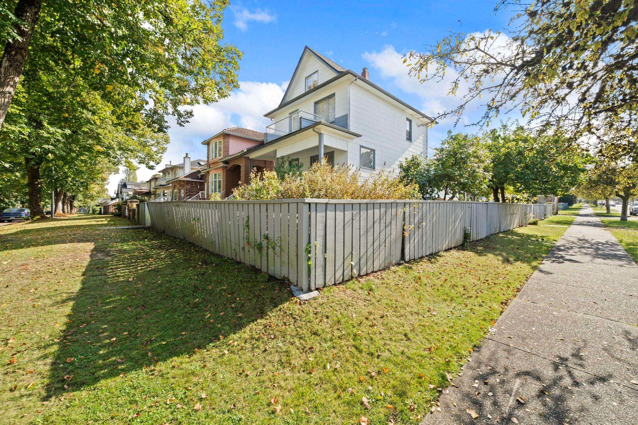 2604 19Th Avenue E, Vancouver, BC