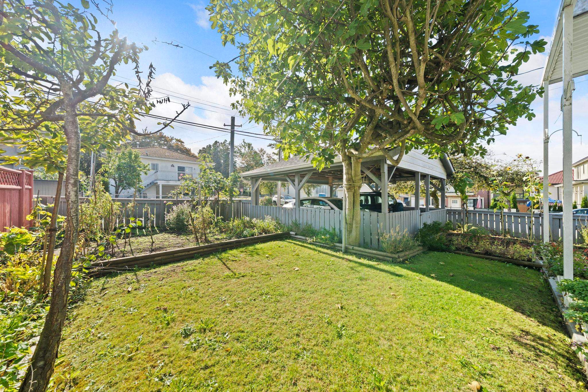 2604 19Th Avenue E, Vancouver, BC