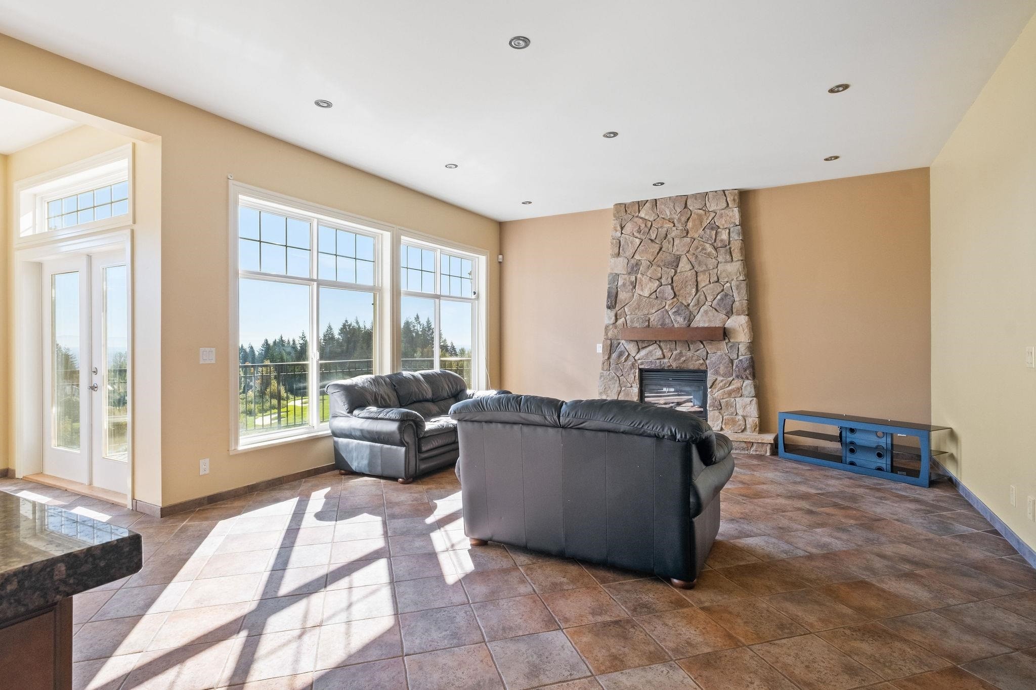 3233 Chartwell Lane, Coquitlam, BC