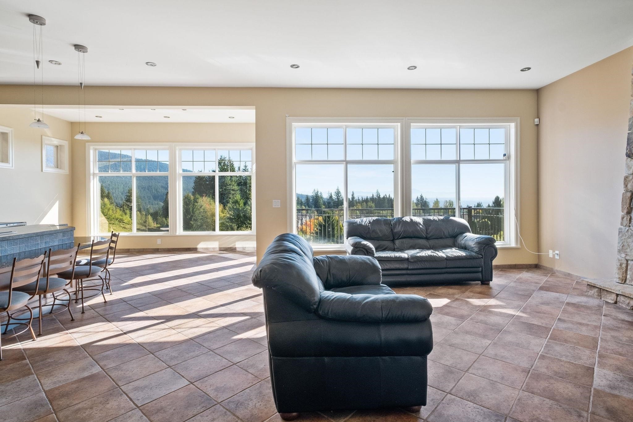 3233 Chartwell Lane, Coquitlam, BC
