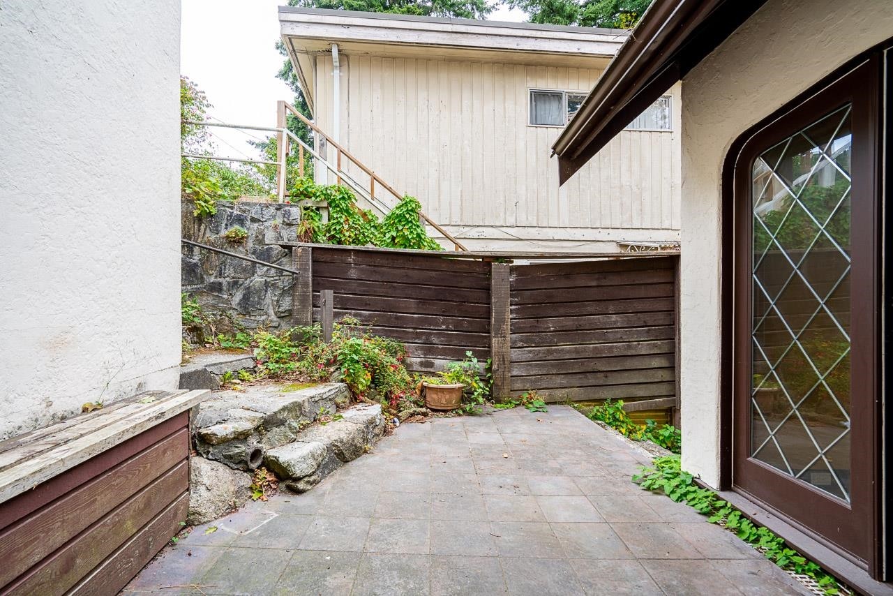 2806 King Edward Avenue W, Vancouver, BC