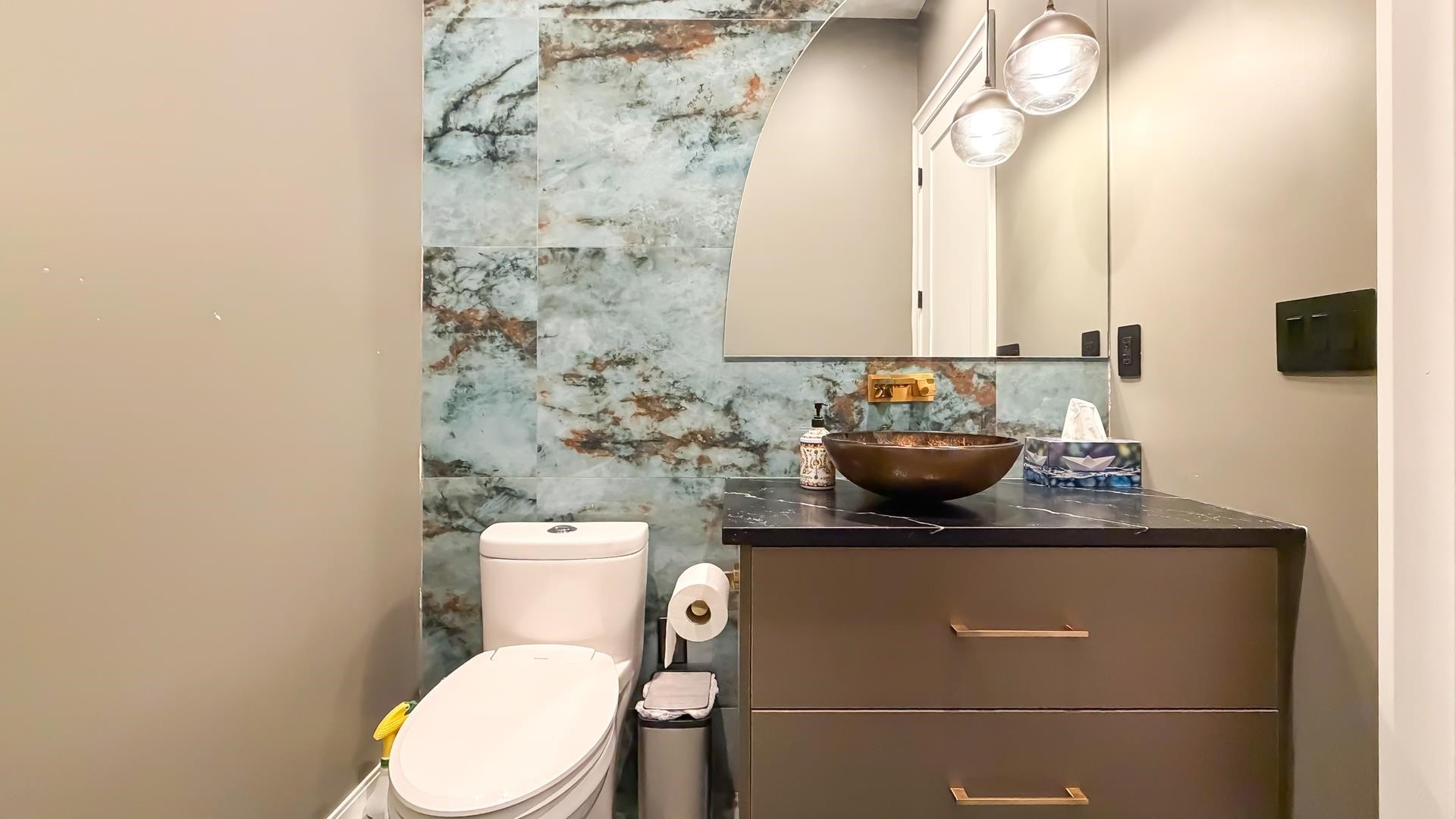 5302 Springdale Court, Burnaby, BC