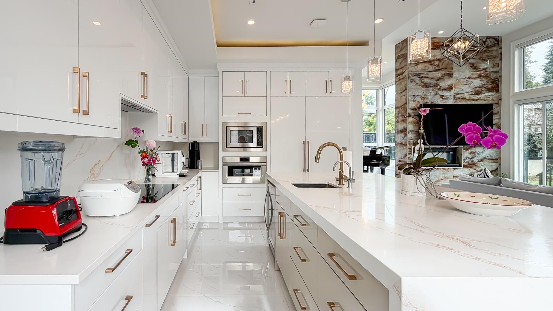 5302 Springdale Court, Burnaby, BC