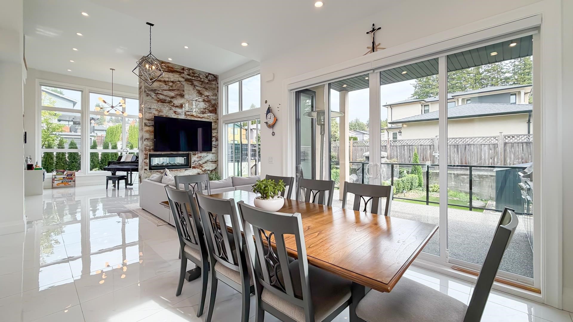 5302 Springdale Court, Burnaby, BC