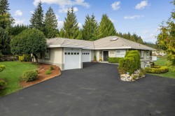 107 Hemlock Drive Anmore, BC V3H 4W9