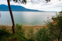 1433 Eagle Cliff Road Bowen Island, BC V0N 1G1