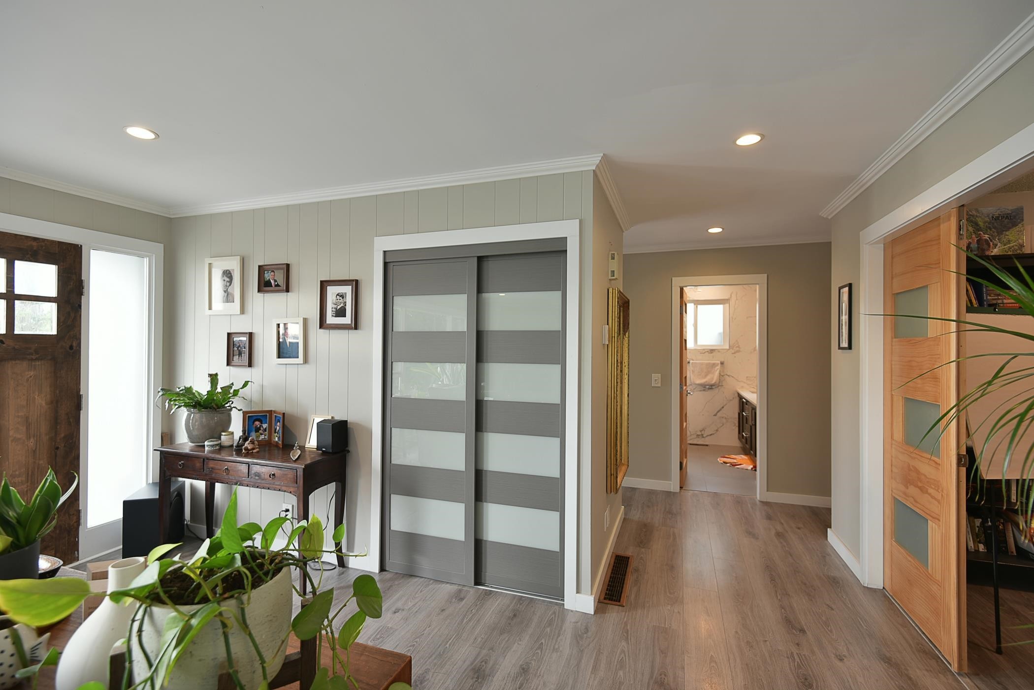 482 Elphinstone Avenue, Gibsons, BC