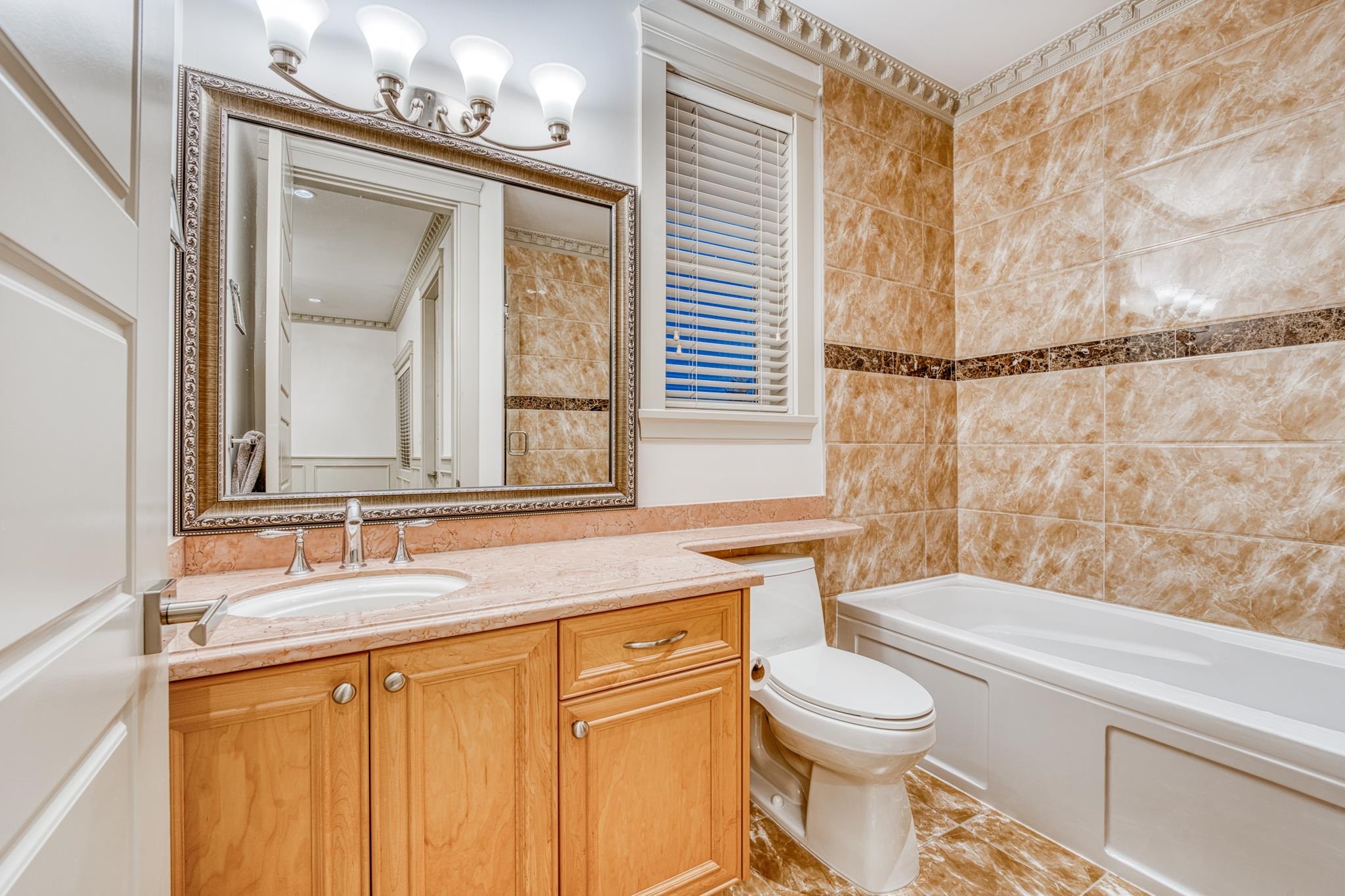 8511 Sunnywood Drive, Richmond, BC