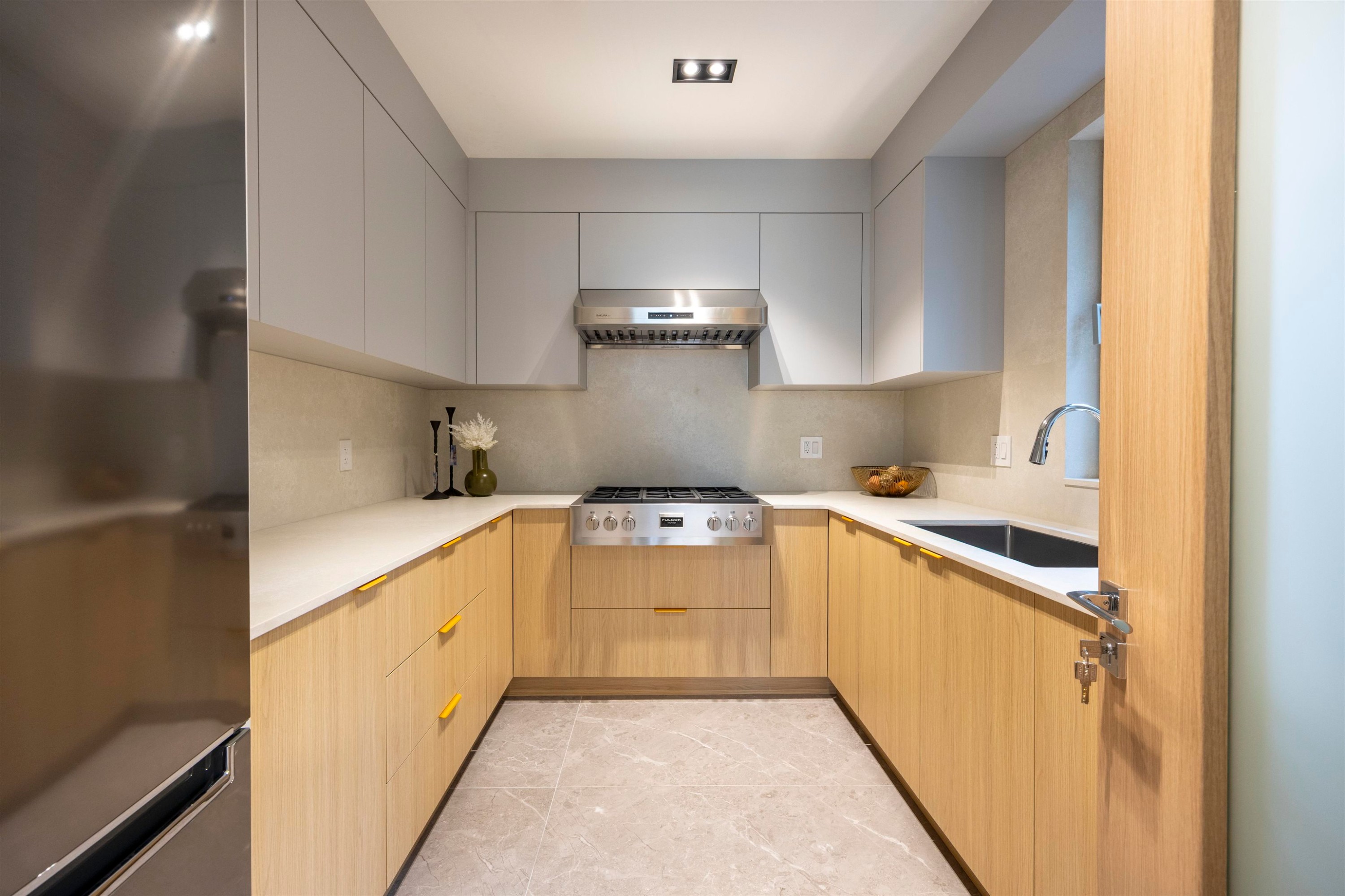 9240 Saunders Road, Richmond, BC