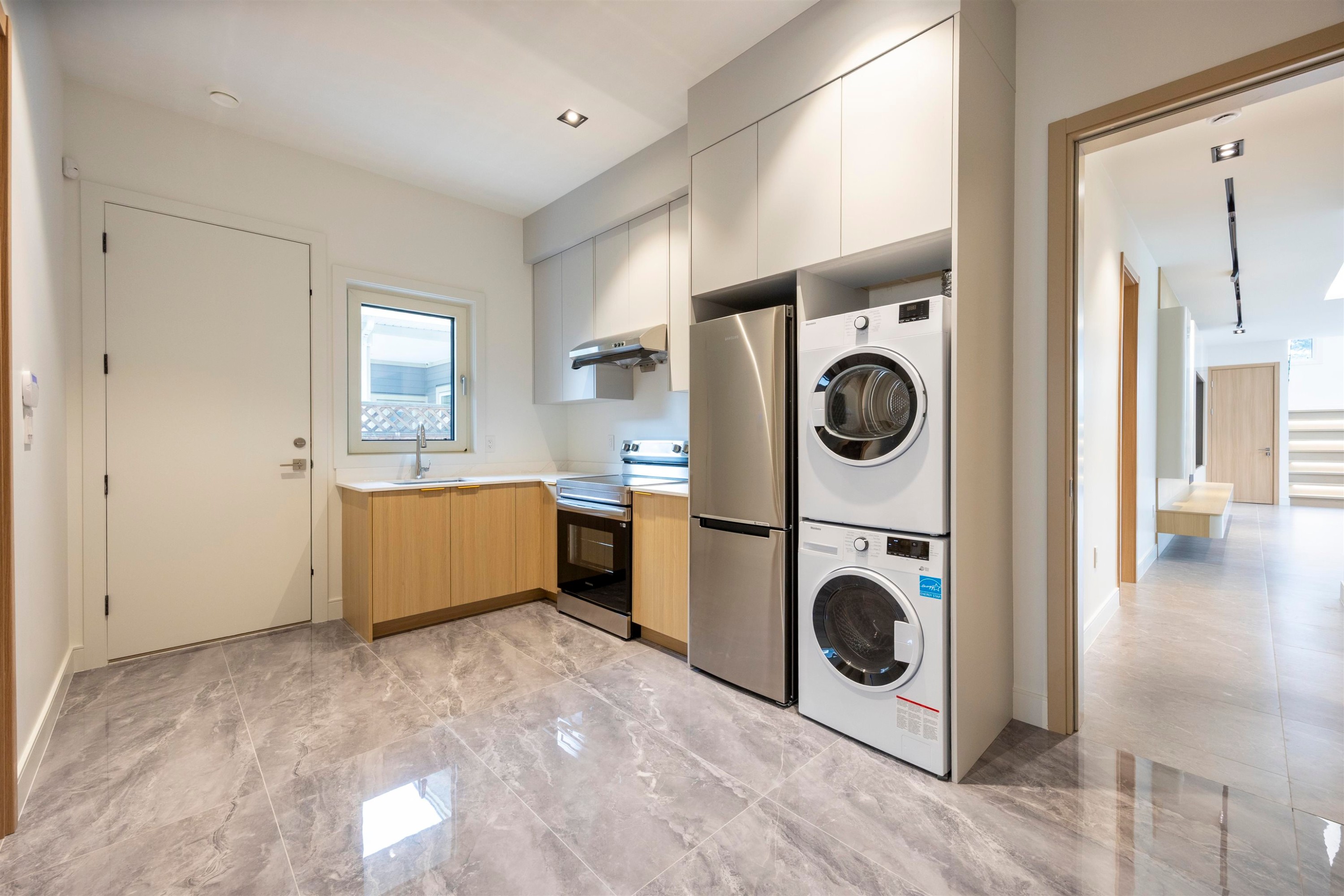 9240 Saunders Road, Richmond, BC