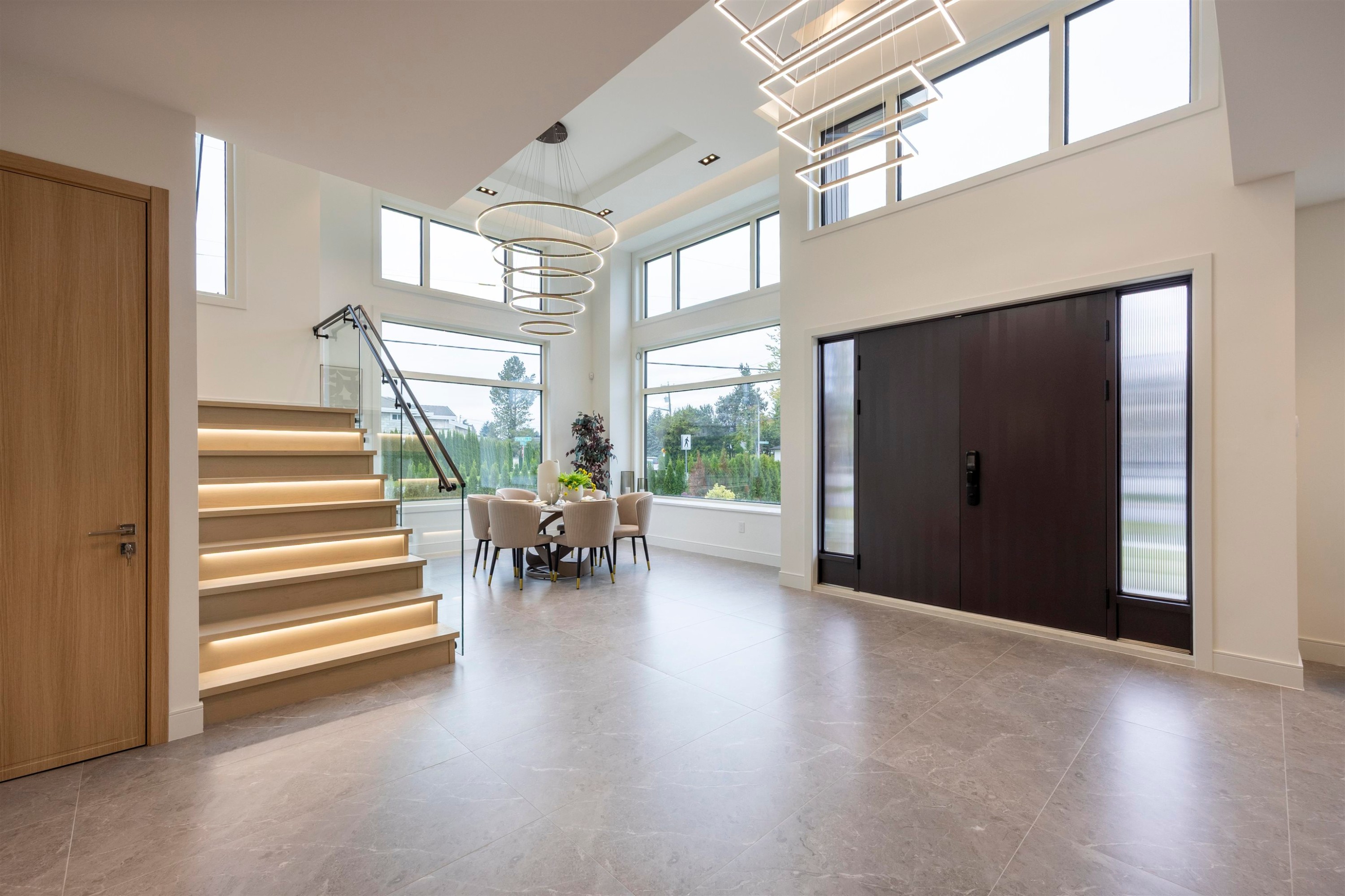 9240 Saunders Road, Richmond, BC