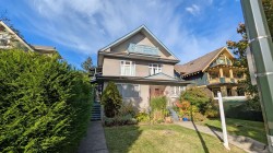 345 11th Avenue W Vancouver, BC V5Y 1T3