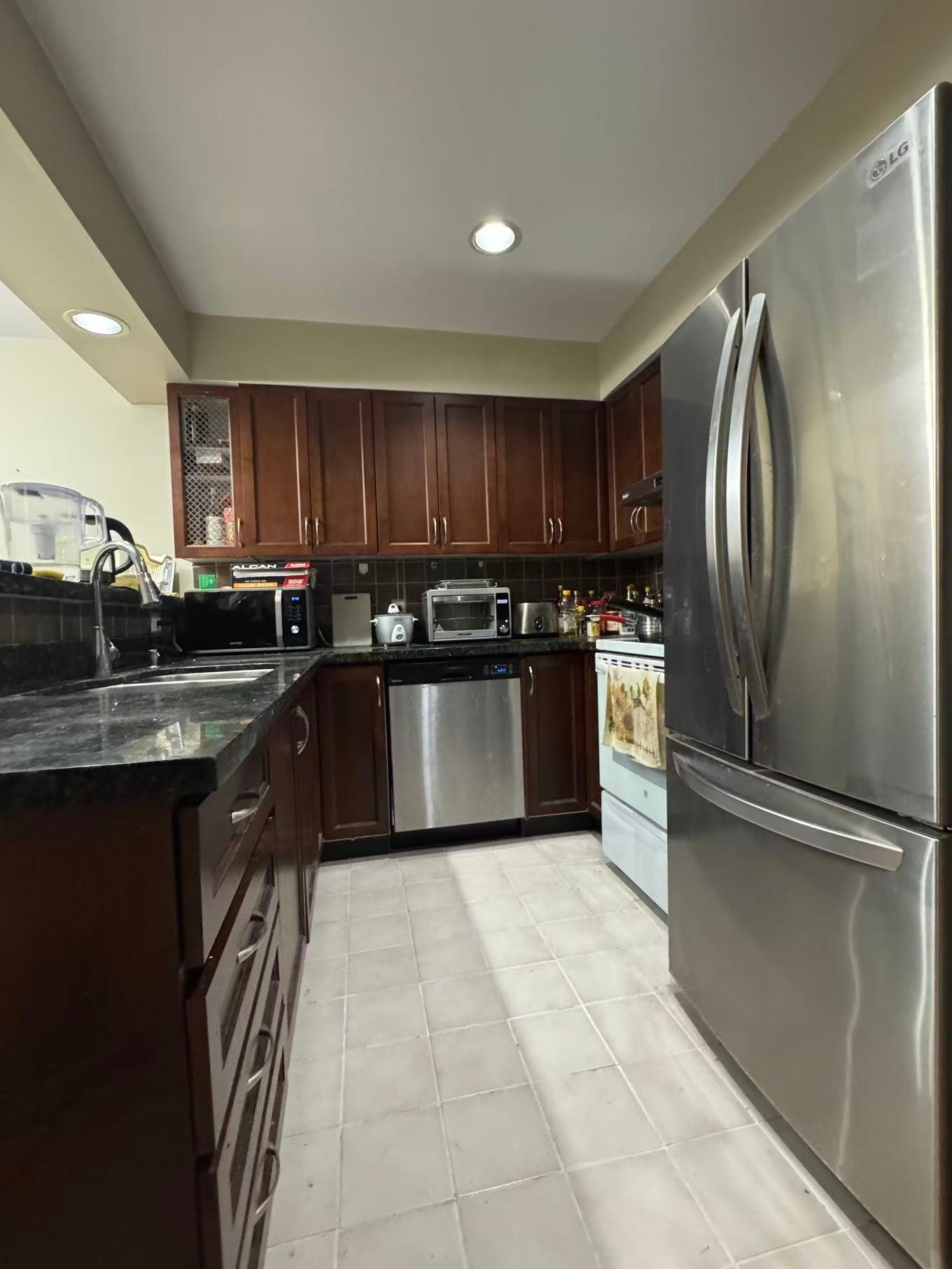 8410 Keystone Street, Vancouver, BC