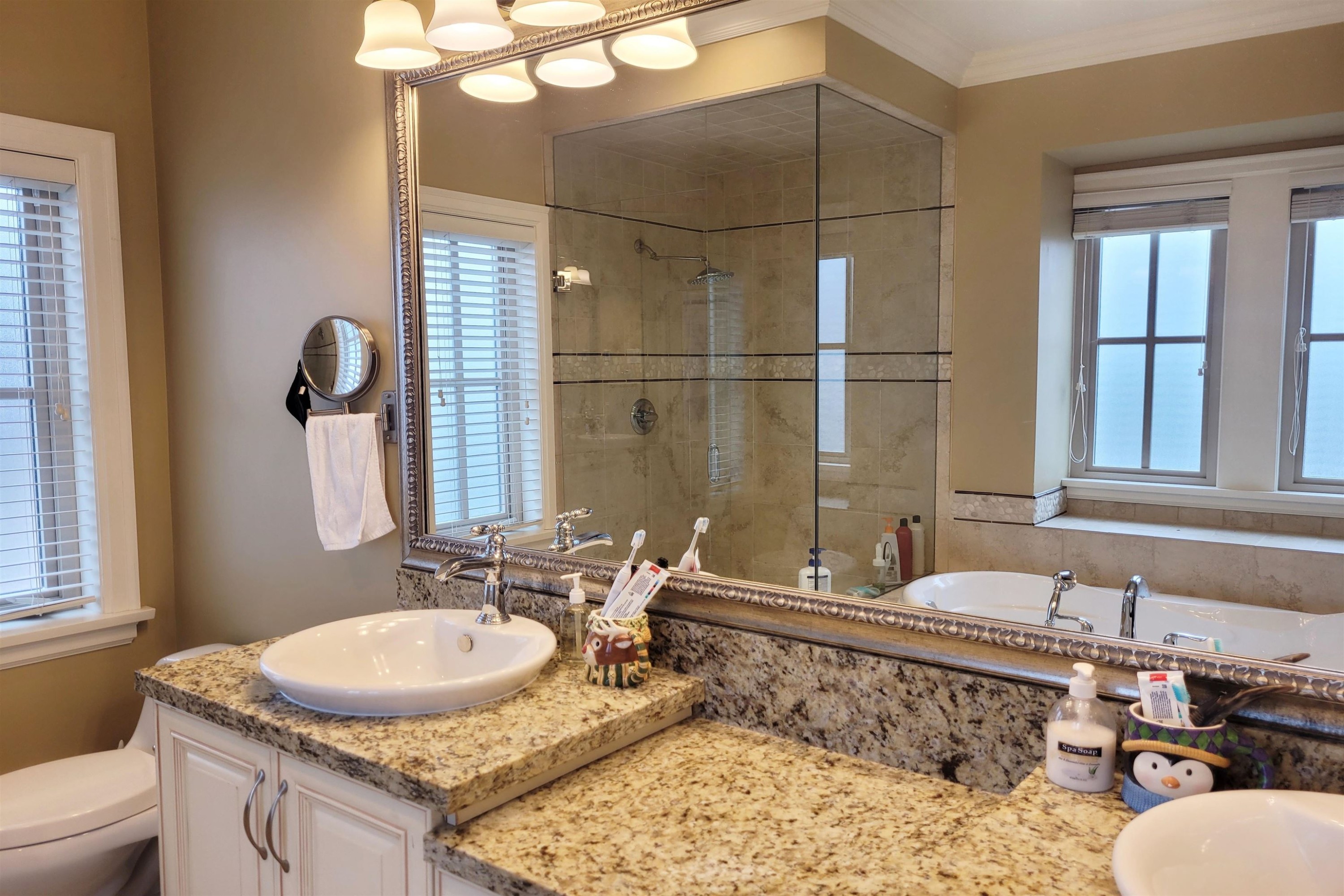 2228 22Nd Avenue W, Vancouver, BC