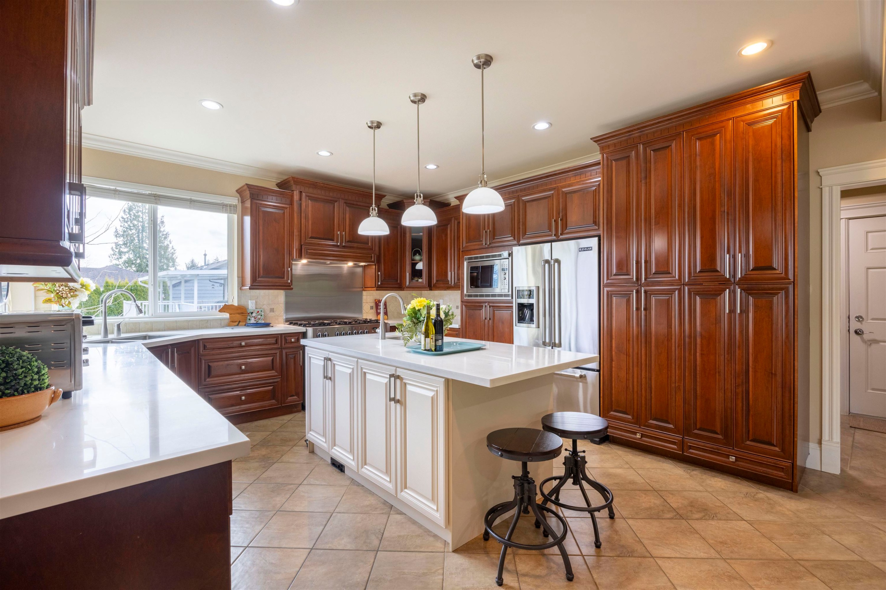 1059 Cornell Avenue, Coquitlam, BC