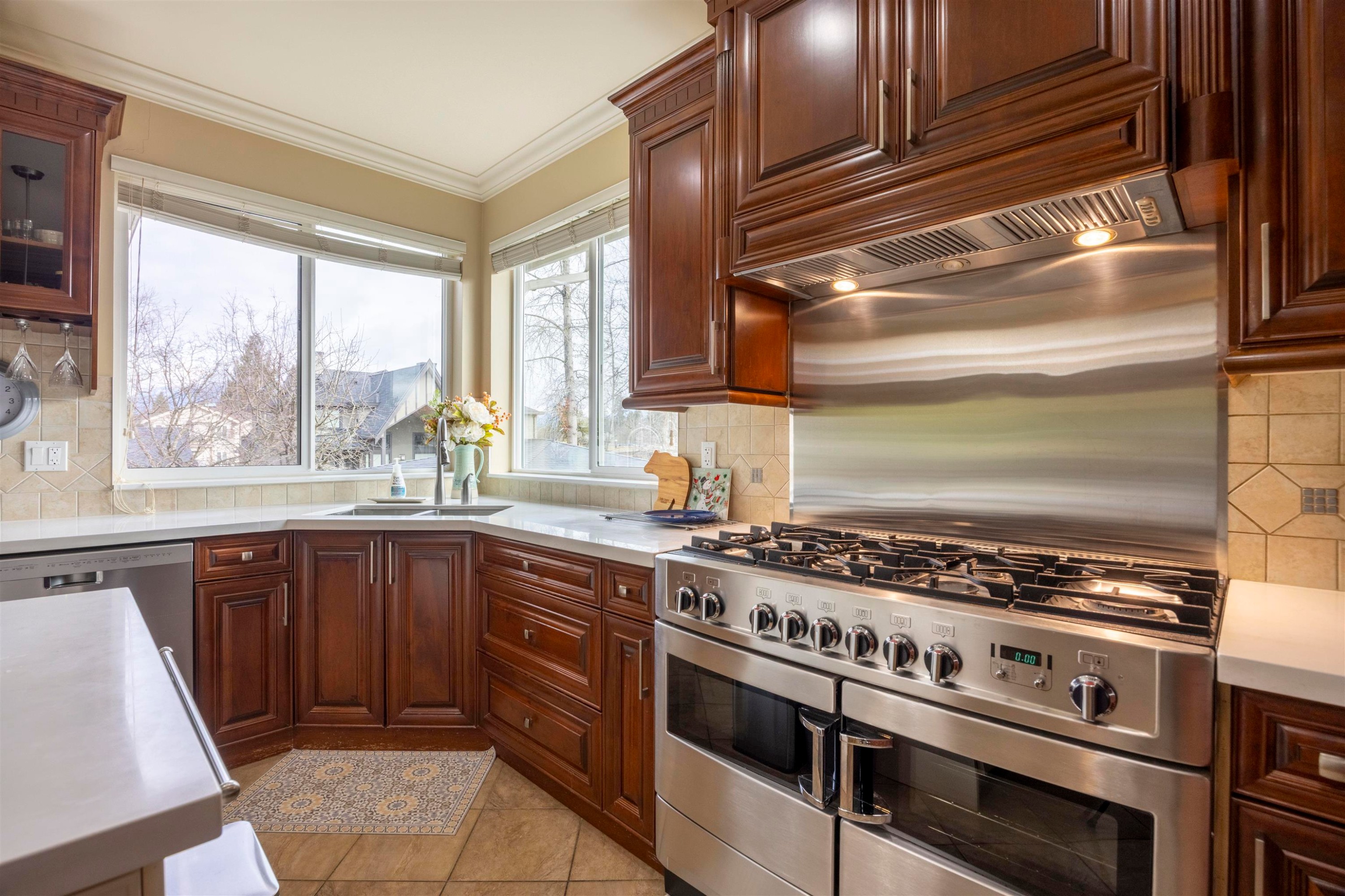 1059 Cornell Avenue, Coquitlam, BC