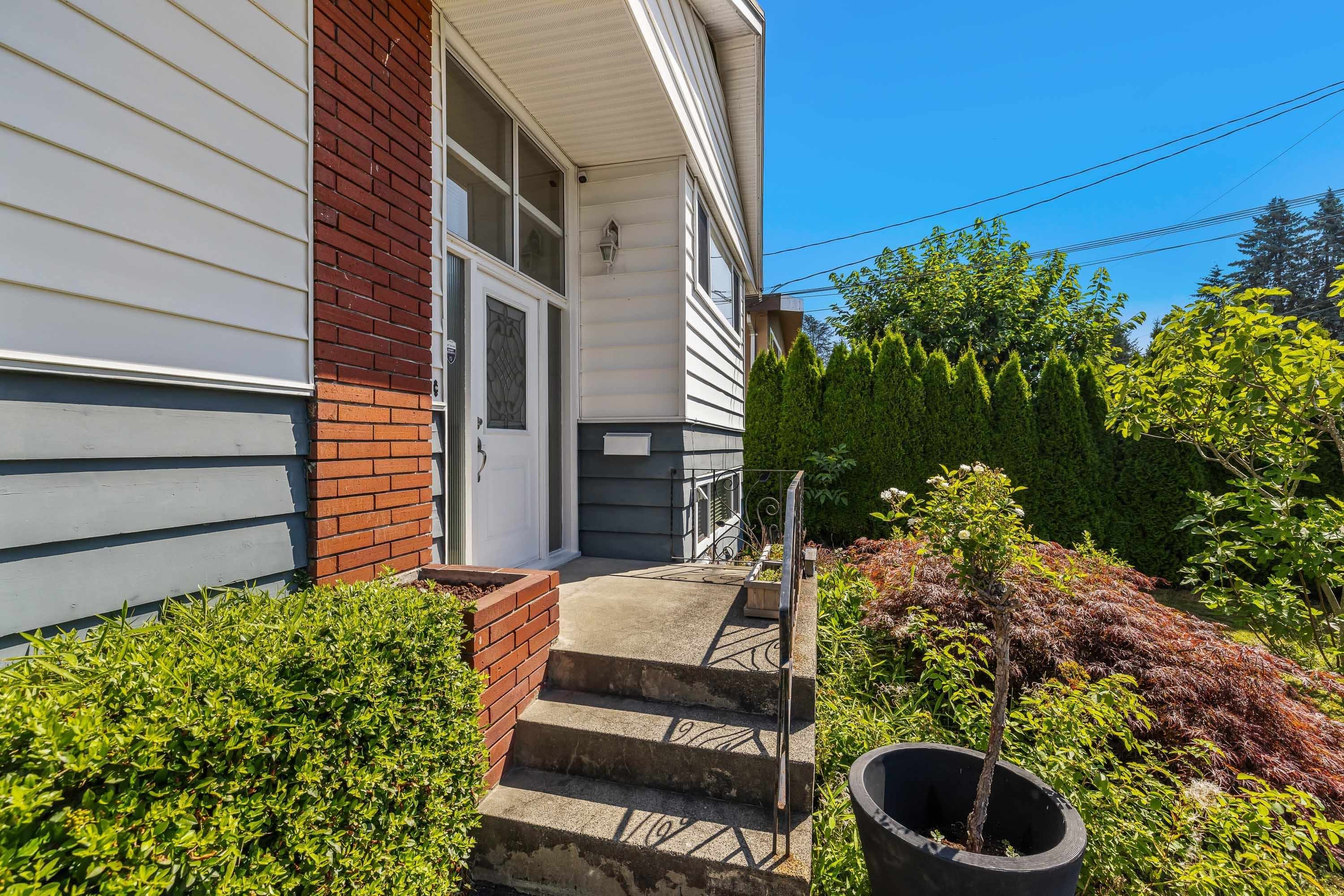 525 Appian Way, Coquitlam, BC