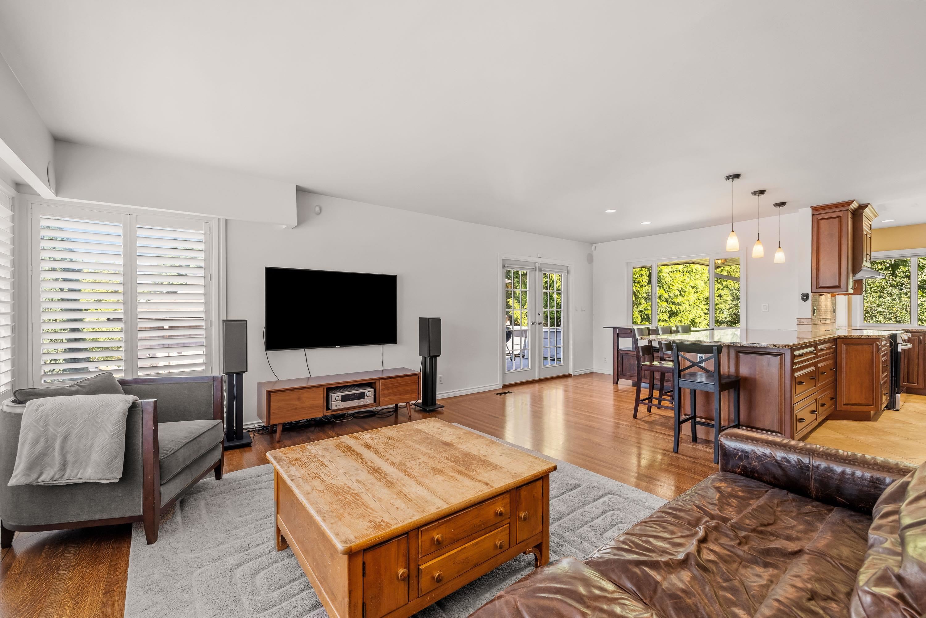 525 Appian Way, Coquitlam, BC