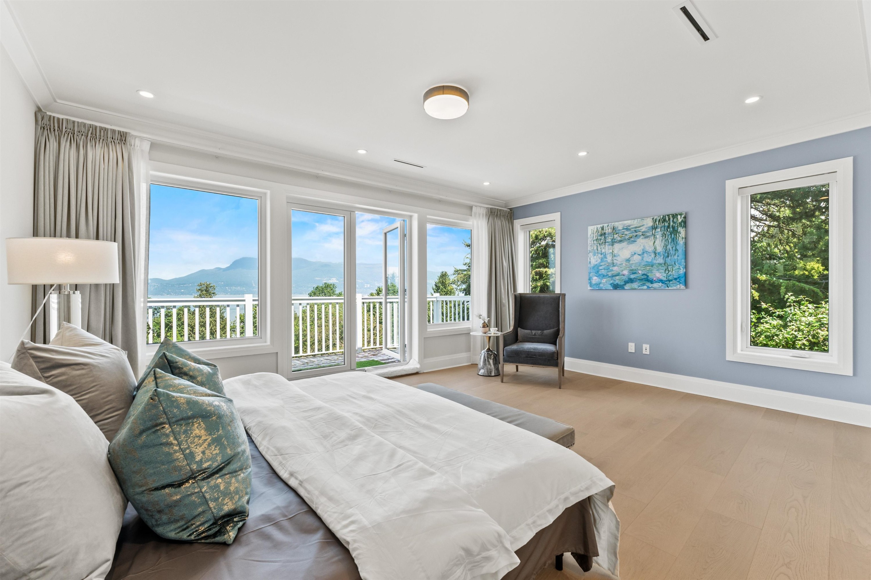 5747 Newton Wynd, Vancouver, BC