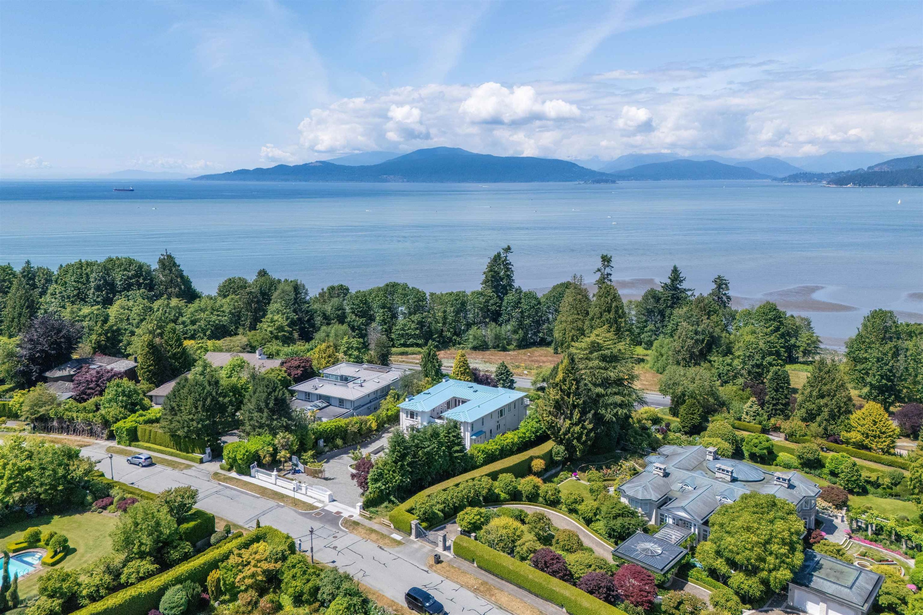 5747 Newton Wynd, Vancouver, BC