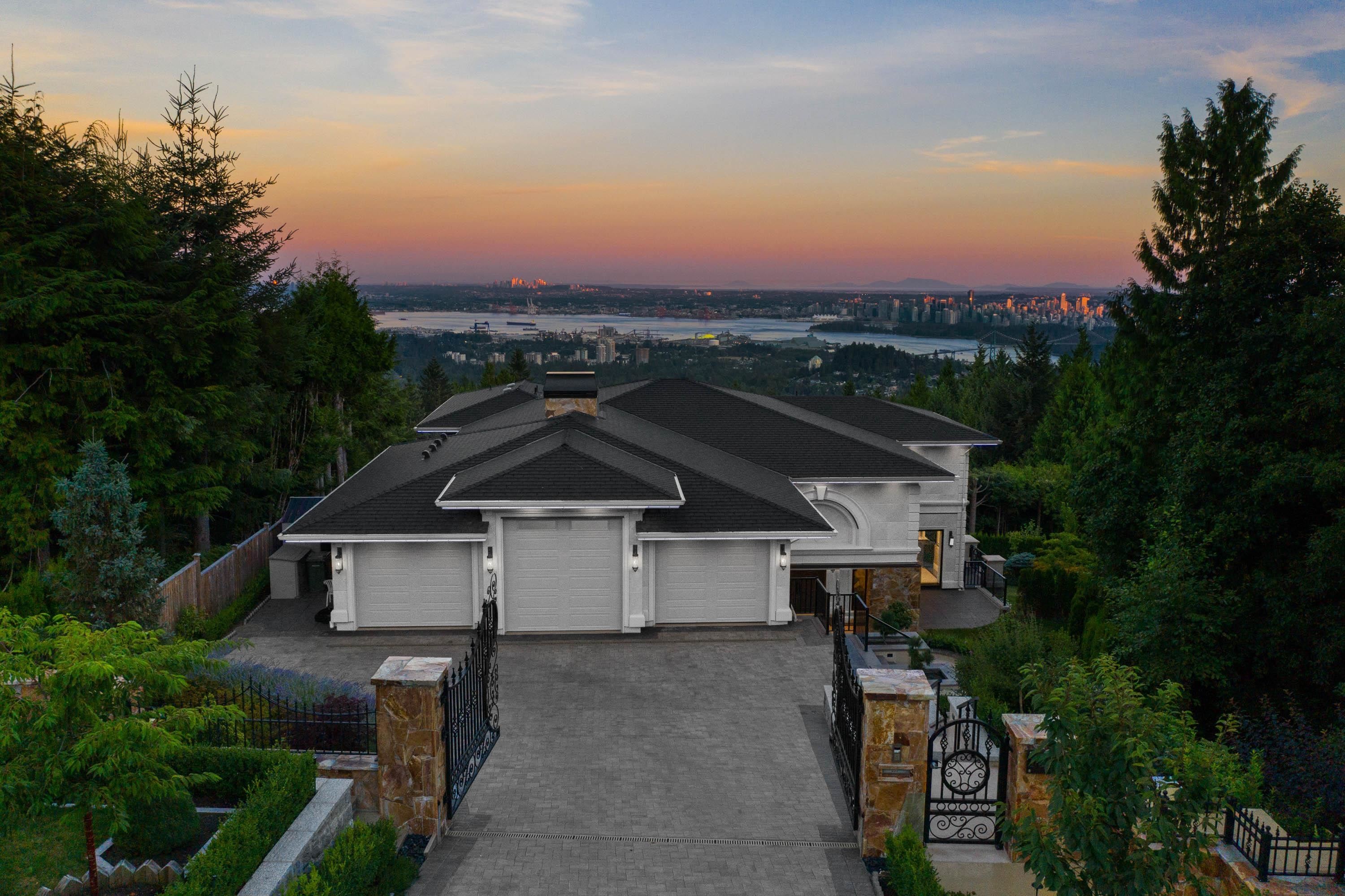 1436 Sandhurst Place, West Vancouver, BC