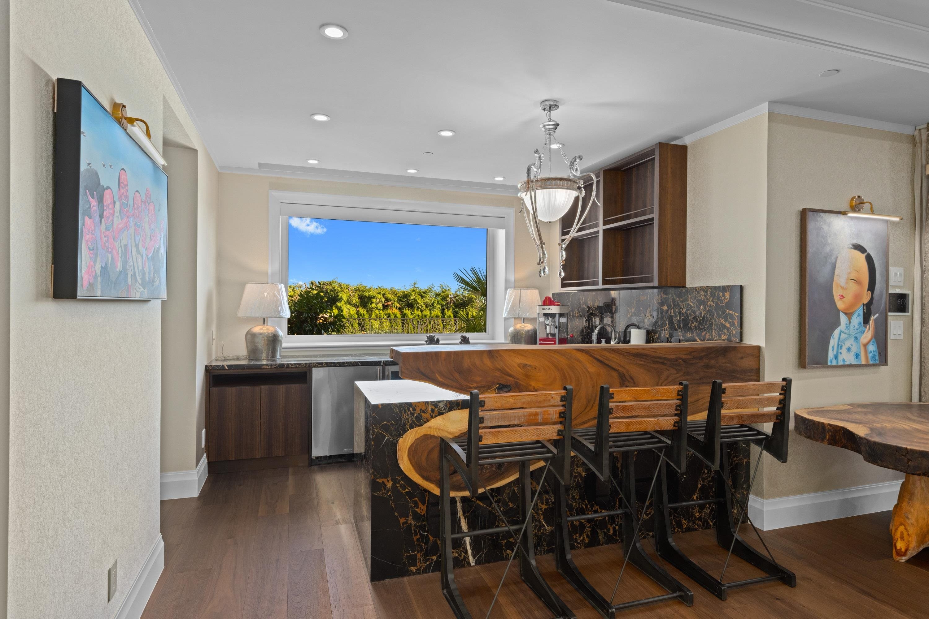 1436 Sandhurst Place, West Vancouver, BC