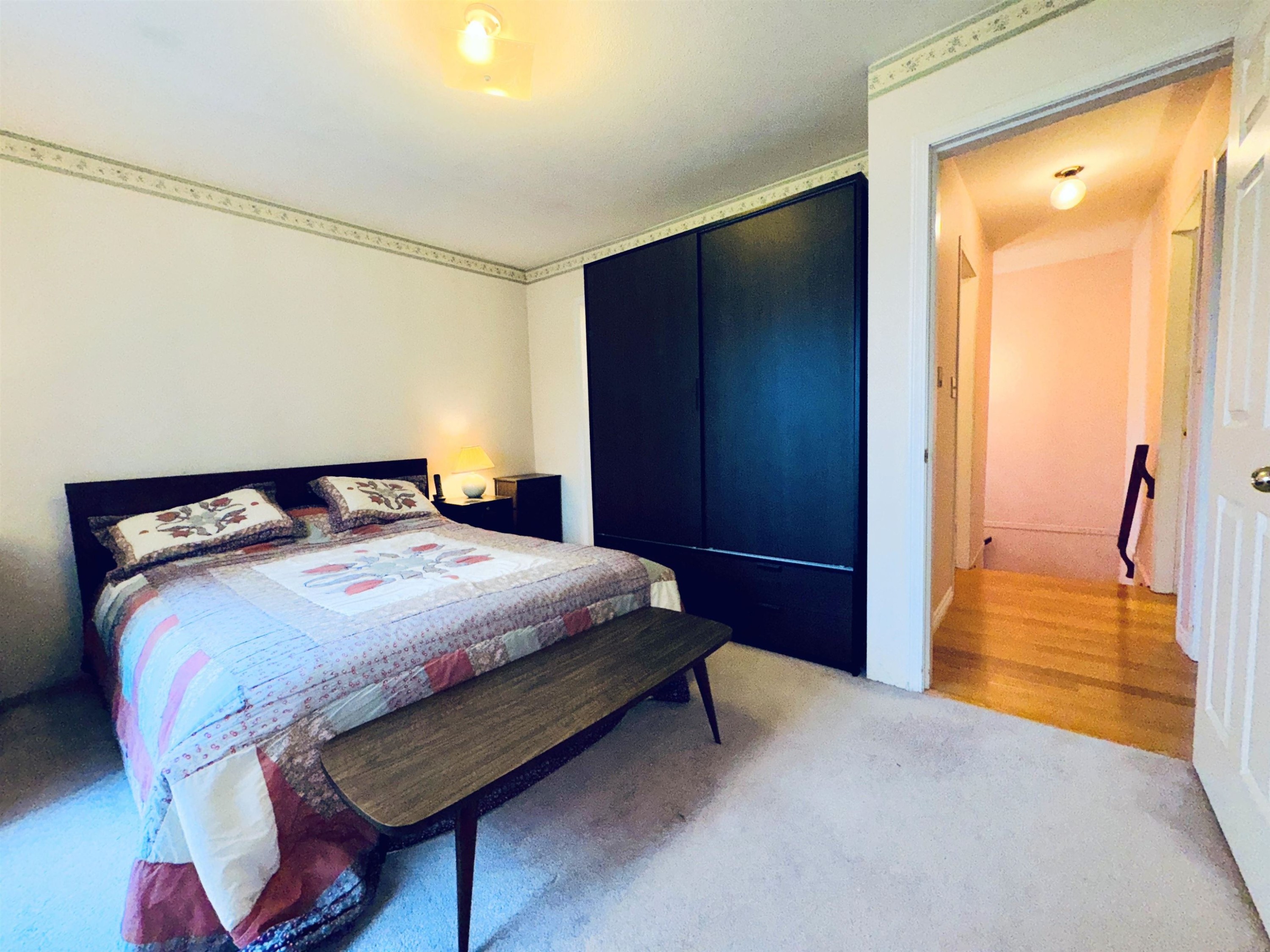 963 11Th Avenue E, Vancouver, BC