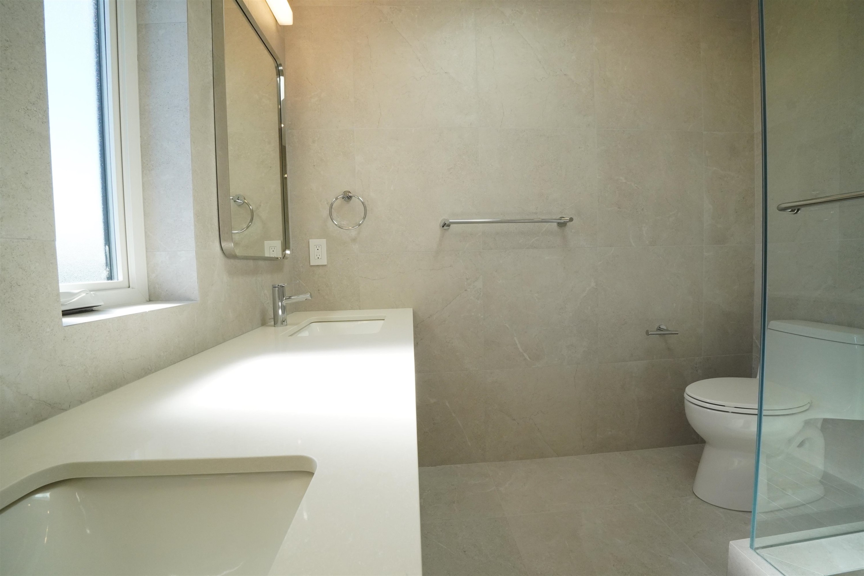 6252 Kitchener Street, Burnaby, BC