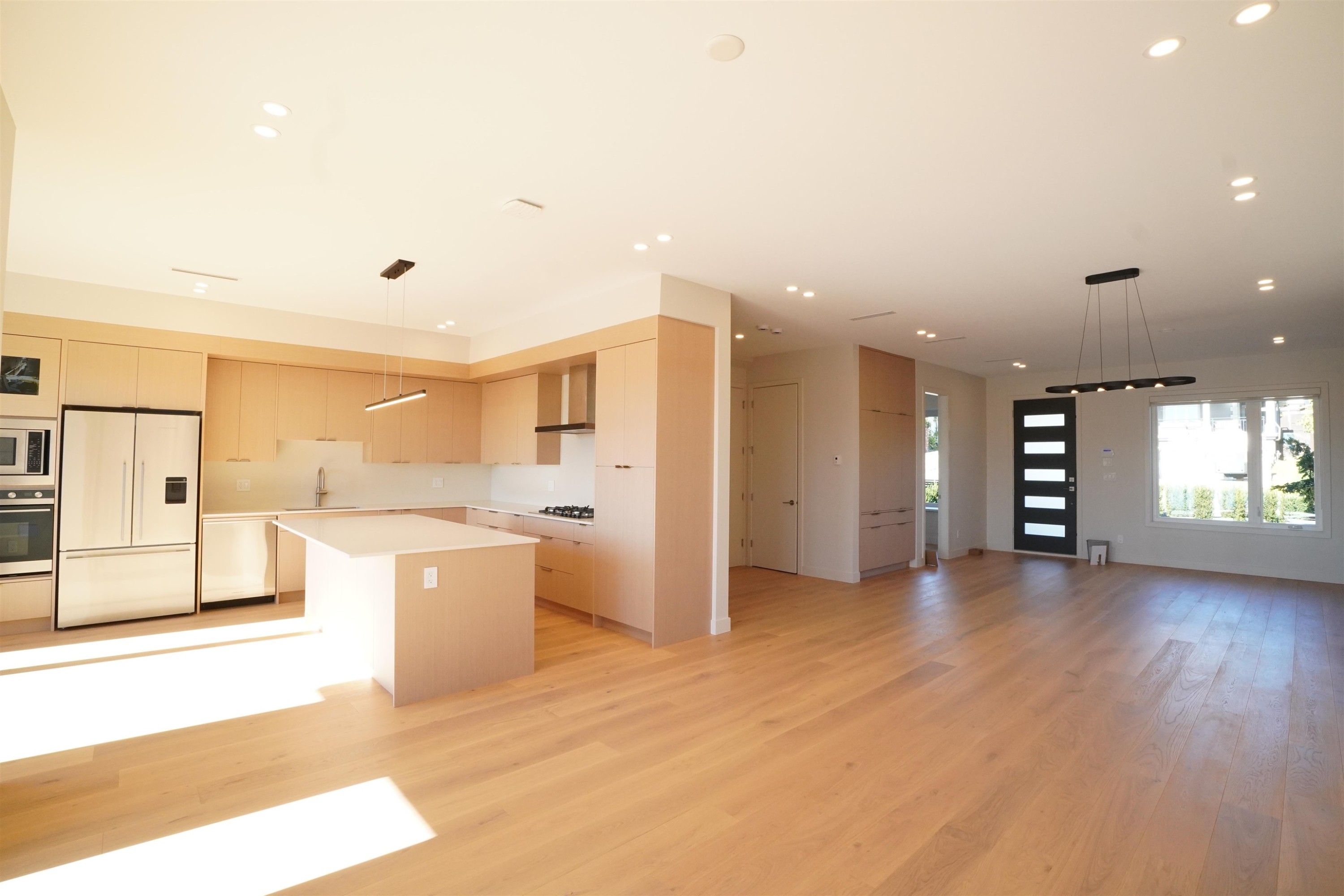 6252 Kitchener Street, Burnaby, BC