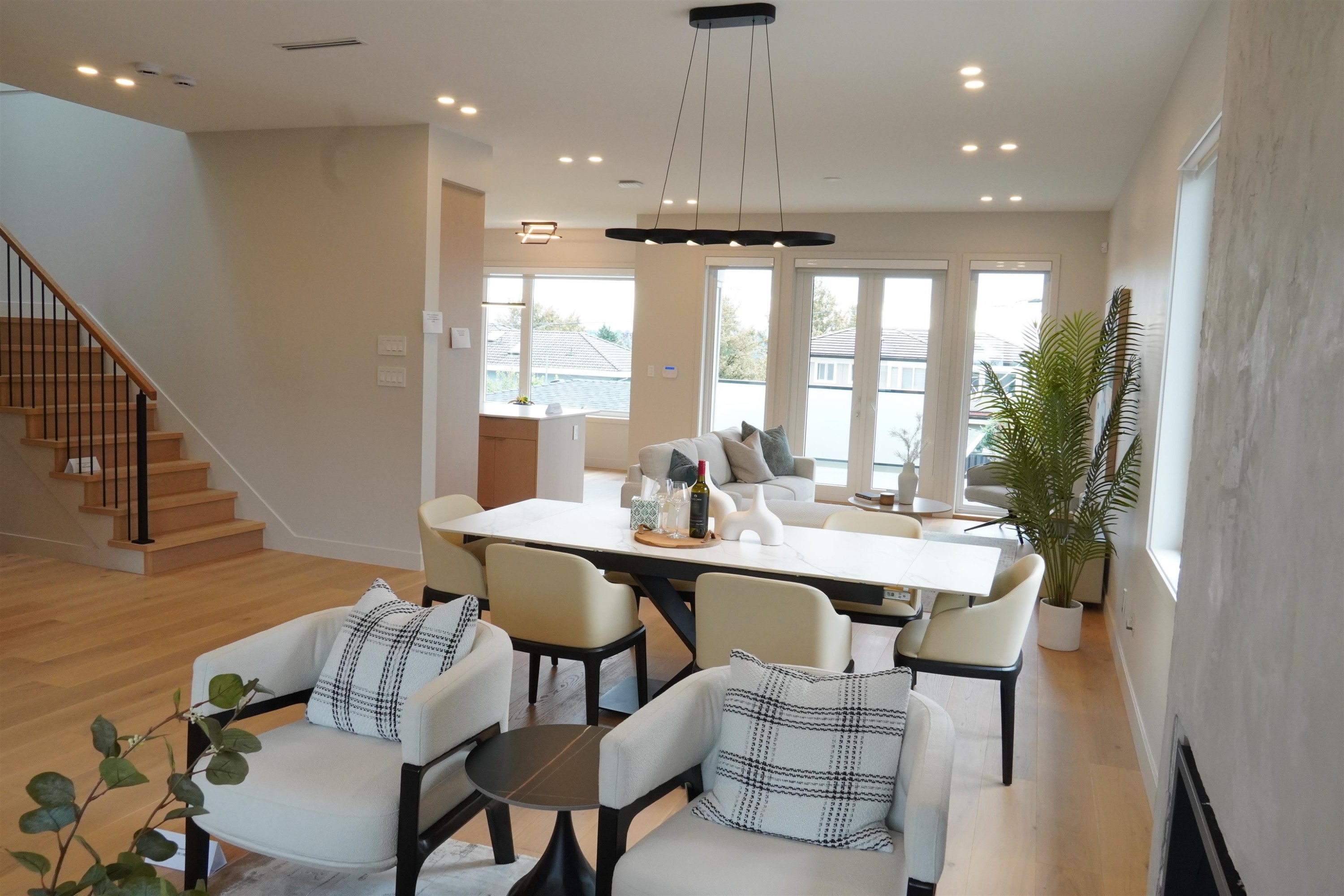 6252 Kitchener Street, Burnaby, BC