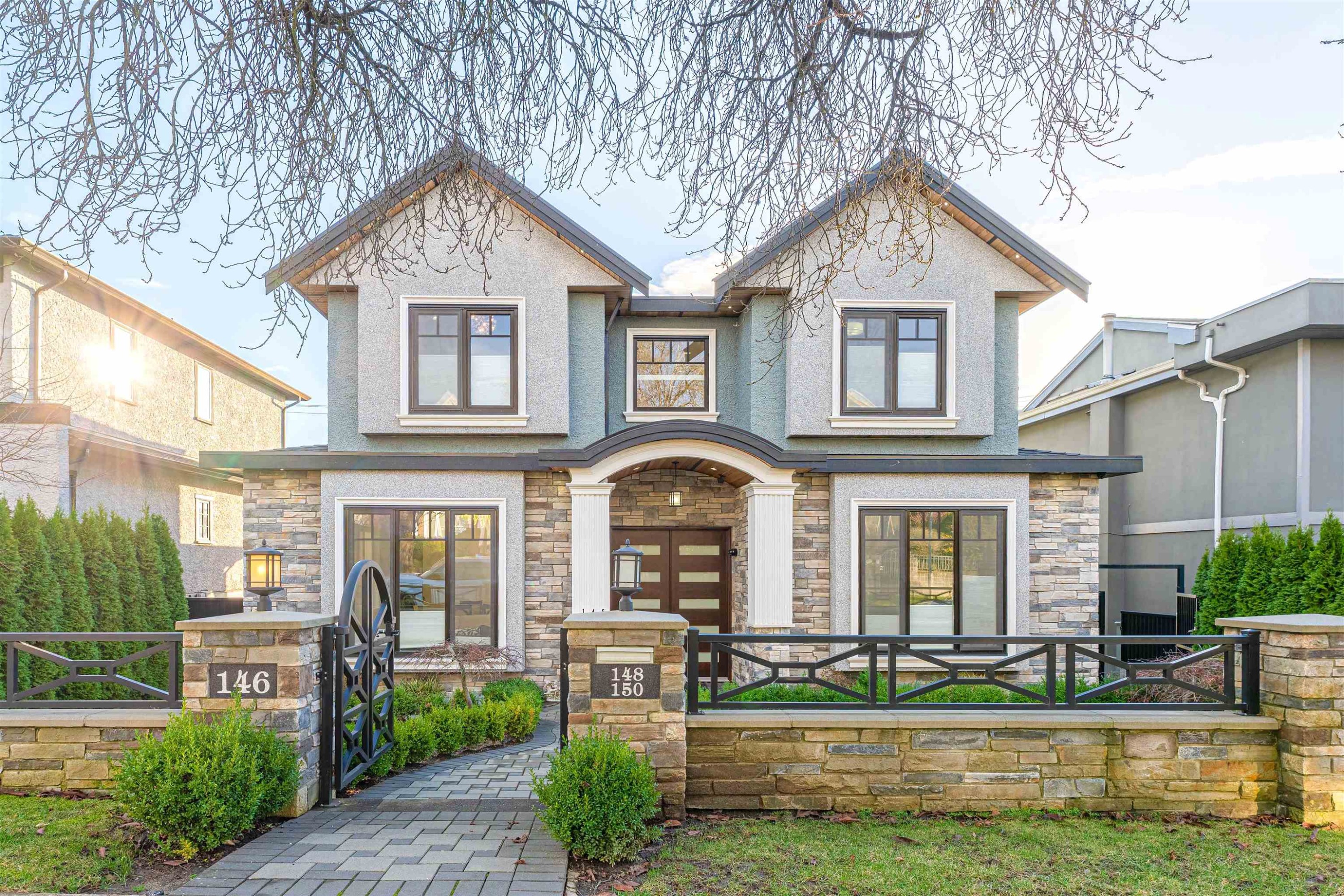 146 40Th Avenue W, Vancouver, BC