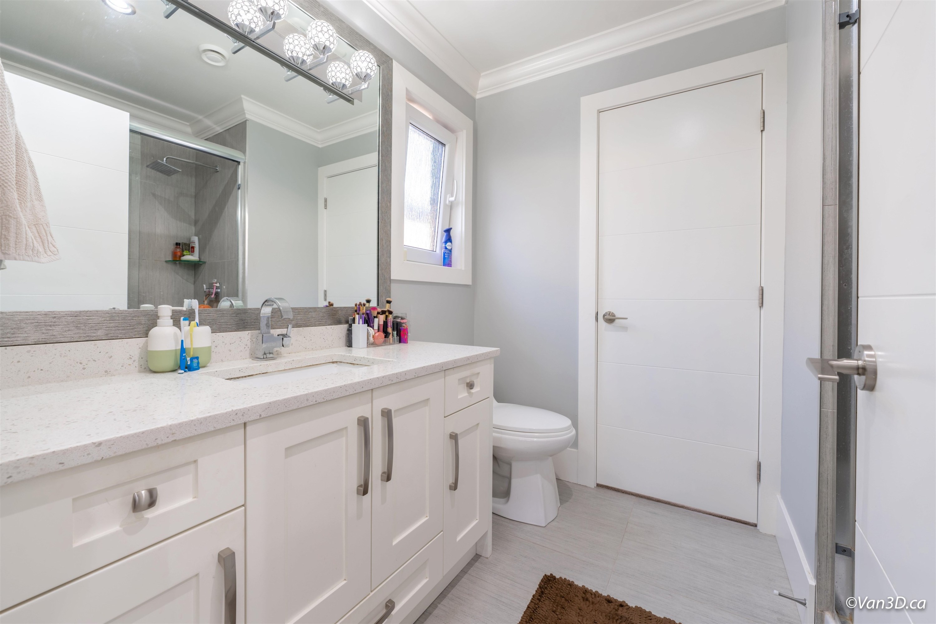 146 40Th Avenue W, Vancouver, BC