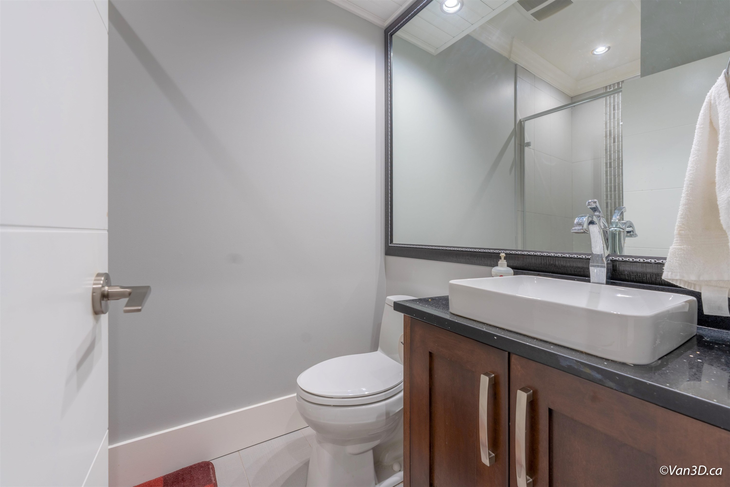 146 40Th Avenue W, Vancouver, BC