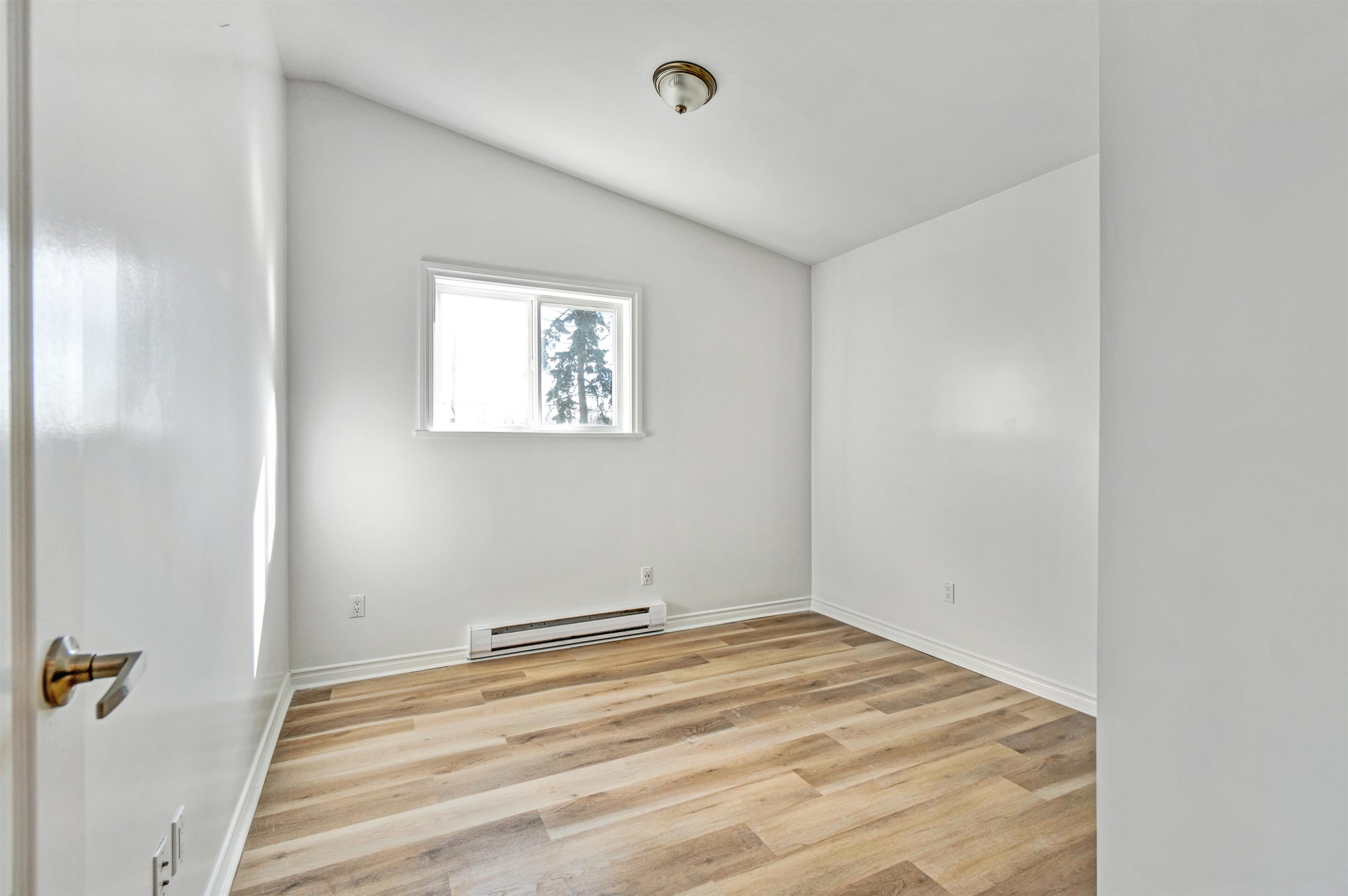 1128 Devon Street, Coquitlam, BC