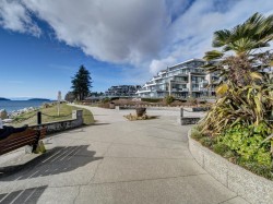 206-5665 Teredo Street Sechelt, BC V7Z 0J2